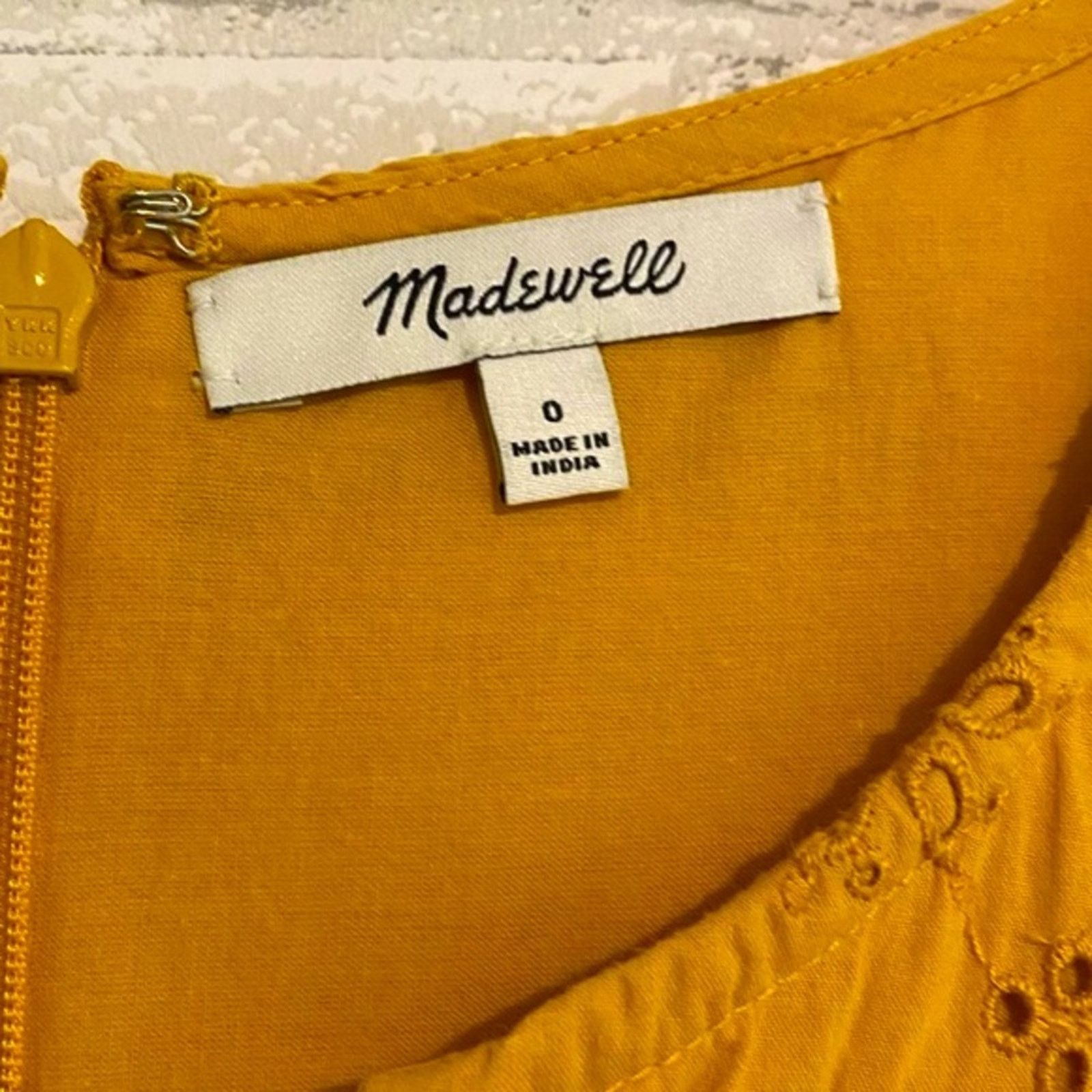 Madewell Madewell $150 2023 Scalloped Eyelet Midi Dress sz 0 Sold Out Size XS / US 0-2 / IT 36-38 - 7 Thumbnail