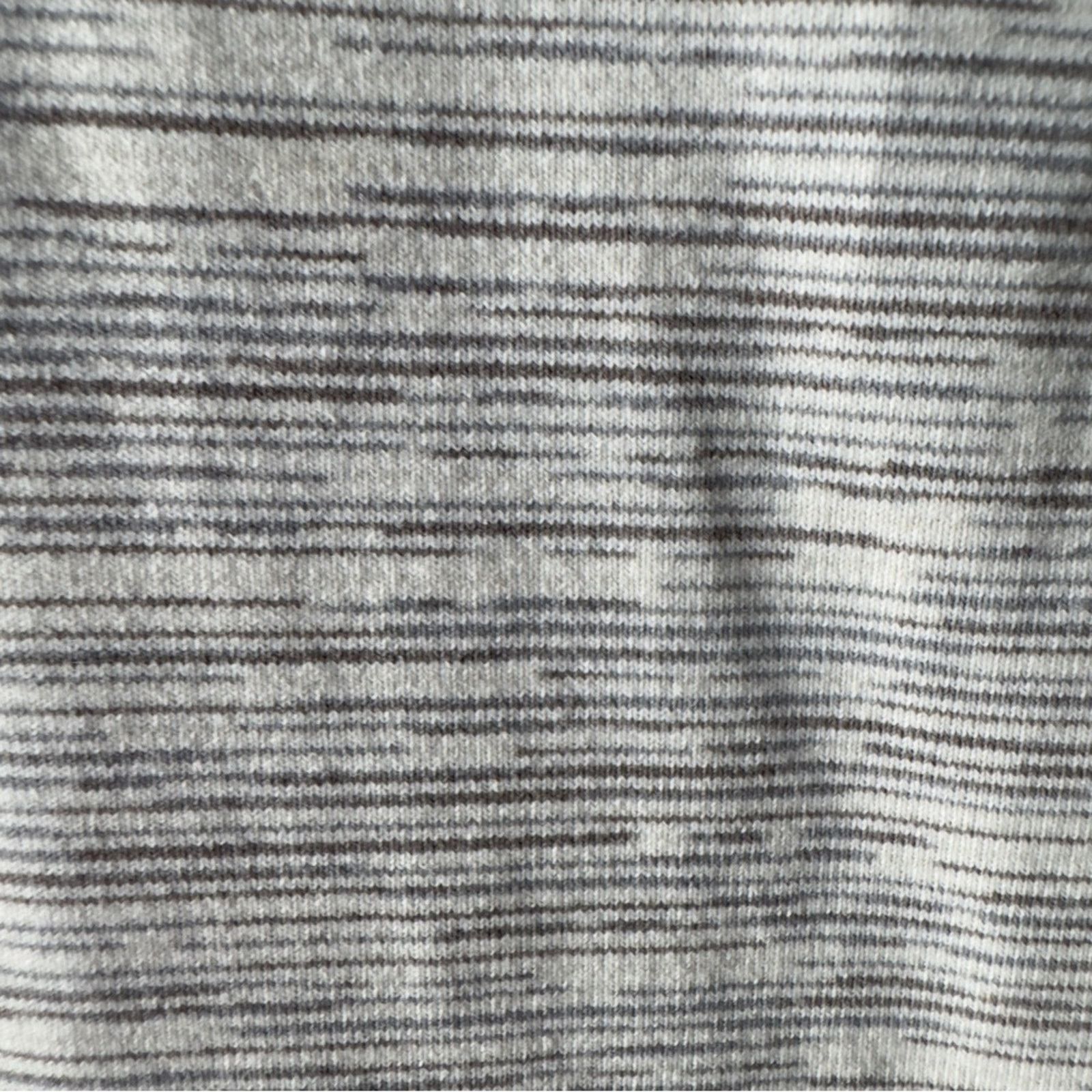 Lululemon Lululemon Power Pose Tank *Light Support For A/B Cup Wee Are Size M / US 6-8 / IT 42-44 - 7 Thumbnail