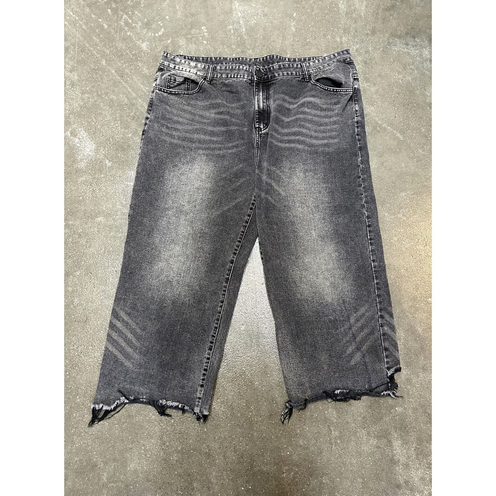 Denime VINTAGE MANFINITY Shorts Mens 4XL Gray Y2K Denim Bermuda Baggy Distressed Raw Hem Size US 39 - 2 Thumbnail