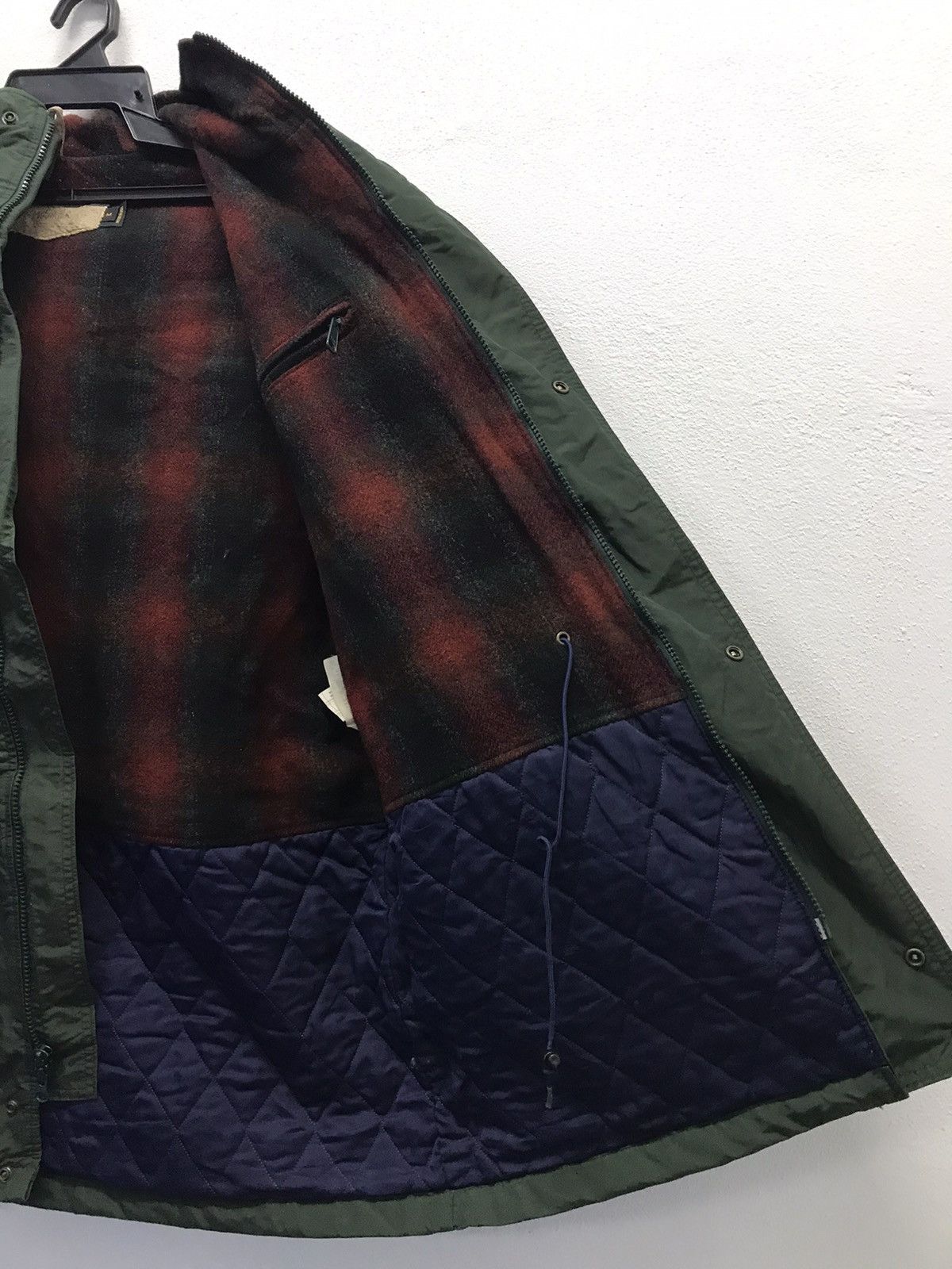 Vintage × Woolrich Woolen Mills Vintage Woolrich Made In Usa Jacket HOODIE Size US M / EU 48-50 / 2 - 12 Thumbnail