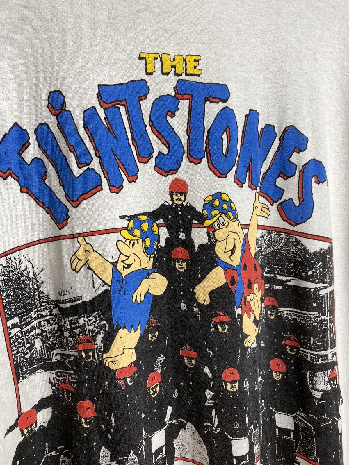 Vintage Vintage 1991 The Flintstones Movie Promo Rare t-shirt Size US XL / EU 56 / 4 - 7 Thumbnail