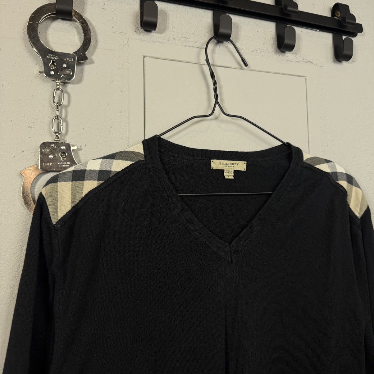 Burberry Vintage Burberry Sweater Nova Check Size US L / EU 52-54 / 3 - 2 Thumbnail