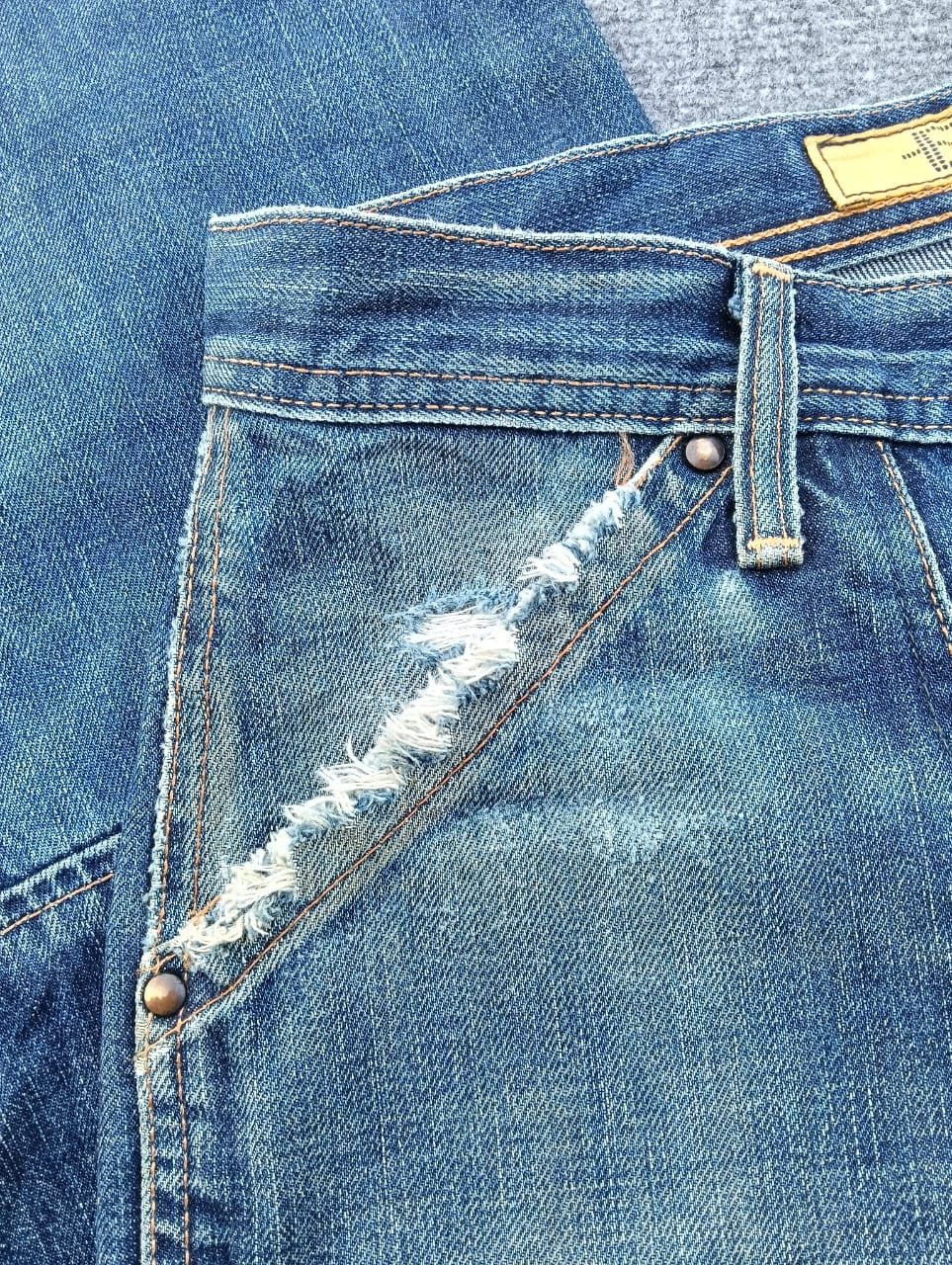 Edwin Vintage Edwin Nexus "E" Design Double Knee distressed denim. Size US 29 - 5 Thumbnail