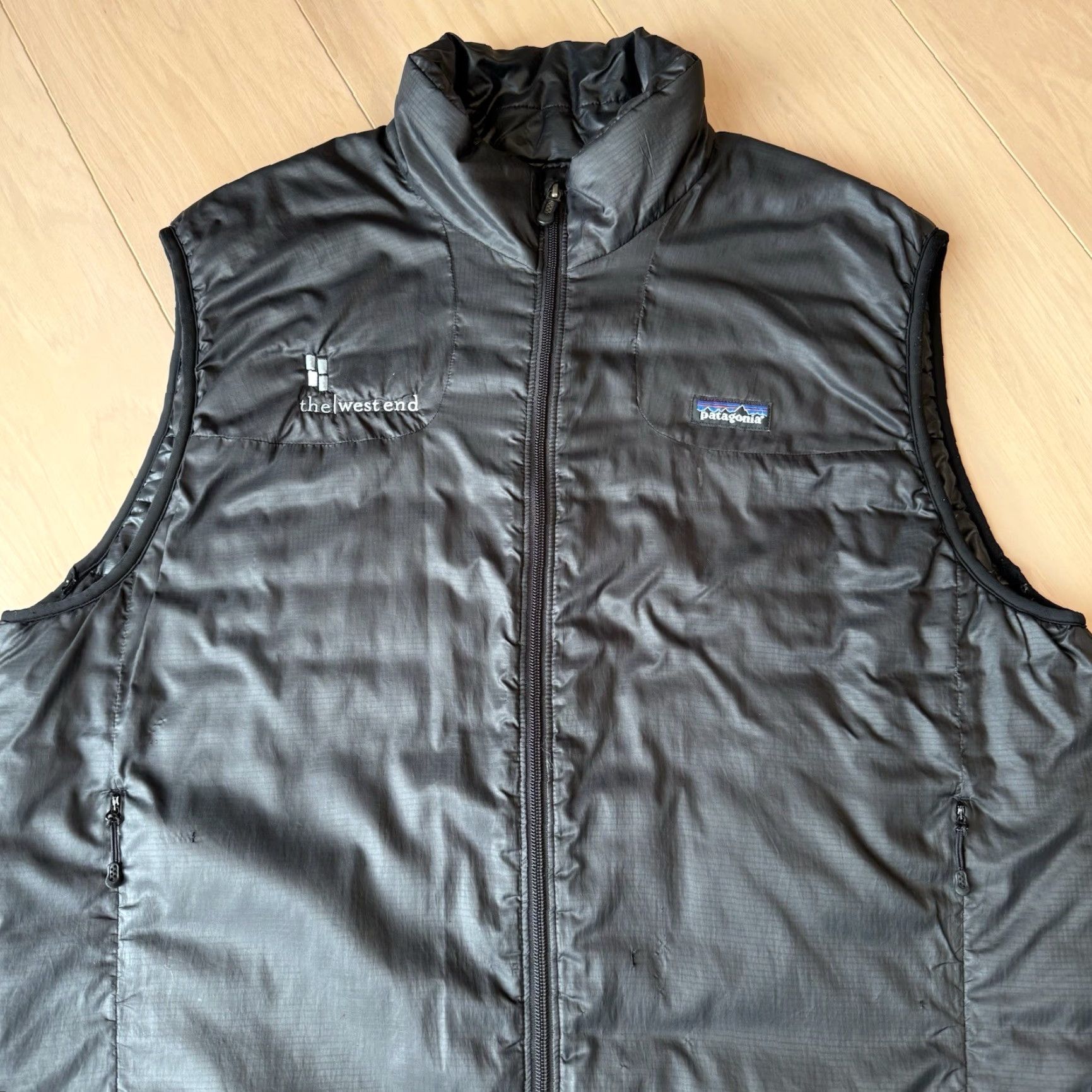 Patagonia Patagonia Micro Puff Vest XL Black Insulated Full Zip Outerwear Men's Vest Winter Casual Travel Size US XL / EU 56 / 4 - 3 Thumbnail