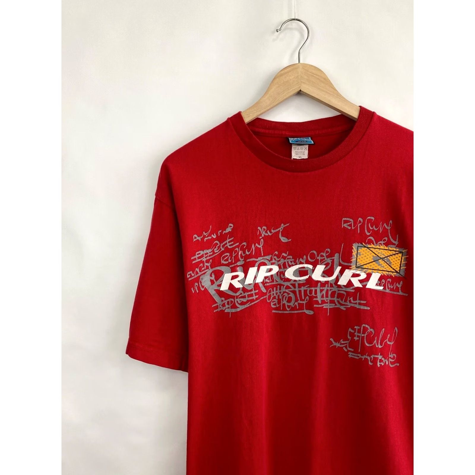 Rip Curl VINTAGE Rip Curl Australia Surf T-Shirt XL Red 90s Mens Shirt Size US XL / EU 56 / 4 - 3 Thumbnail