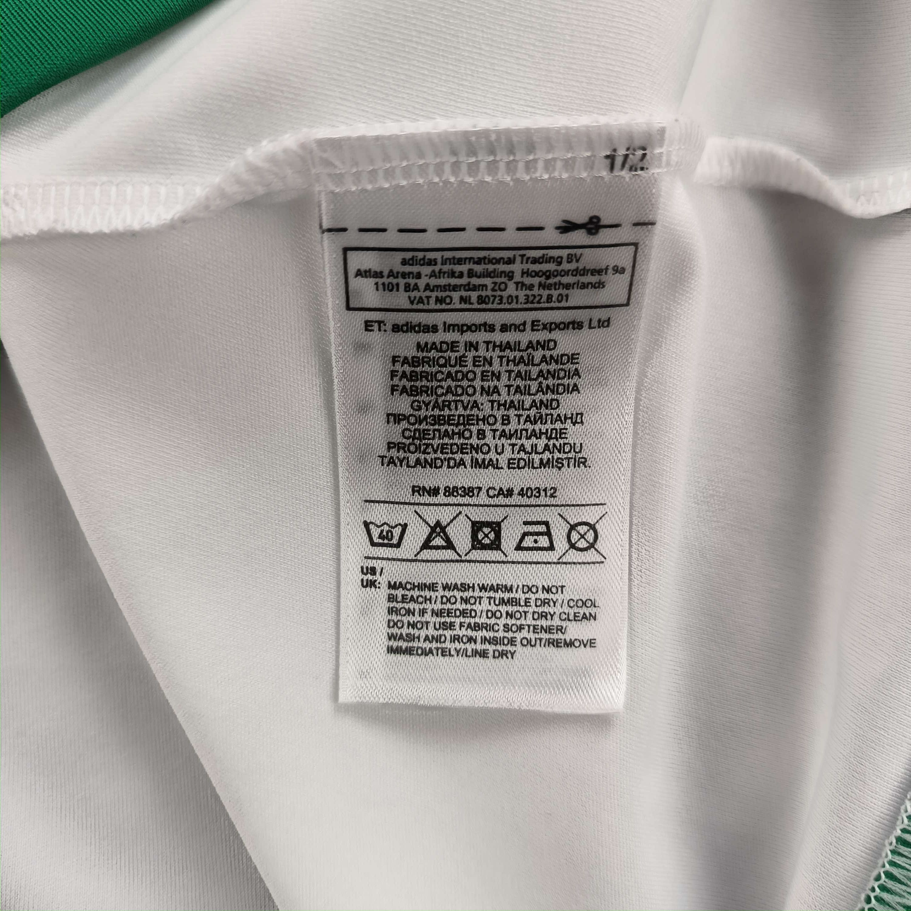 Adidas Hungary 2016-18 Adidas away football jersey shirt size M Size US M / EU 48-50 / 2 - 6 Thumbnail