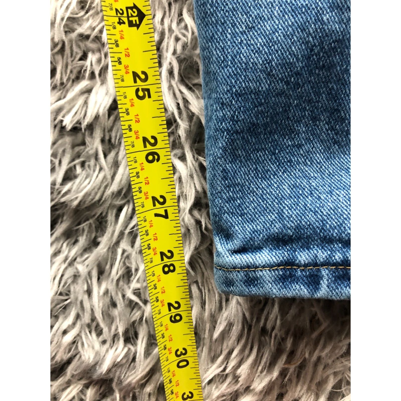 Wrangler Wrangler Relaxed Straight Jeans 36x32 Mens Mid Wash Blue Denim 5-Pocket Logo Belt Loops Cotton Blend Modern Classic Western Style Regular Mens Size US 36 / EU 52 - 3 Thumbnail