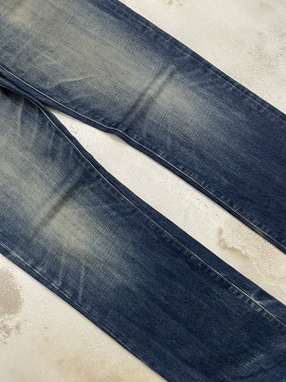 Japanese Brand × Uniqlo Indigo Mudwash Uniqlo Japan Minor Distressed Size US 34 / EU 50 - 4 Thumbnail
