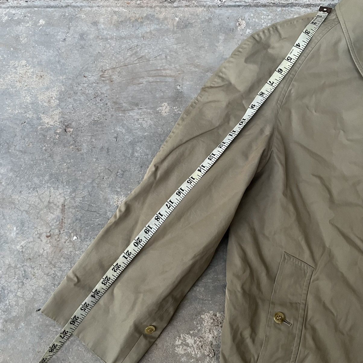 Burberry Rare Distressed Vintage Burberrys Nova Check Trench Jacket Size US L / EU 52-54 / 3 - 17 Thumbnail