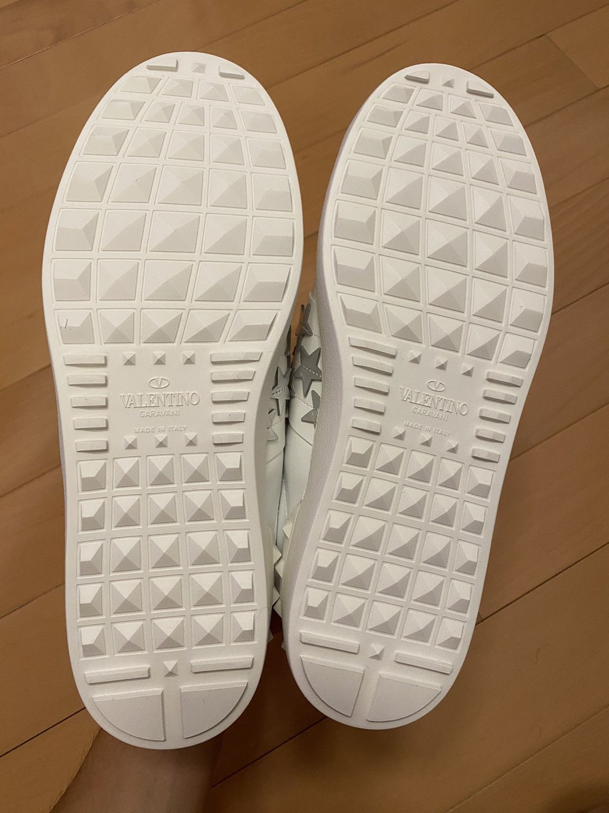 Valentino Valentino Garavani white and silver stars open sneakers 41 Size US 8 / EU 41 - 7 Thumbnail