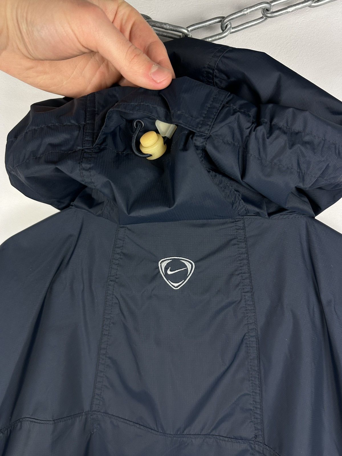 Nike × Vintage Vintage Y2K Nike Swoosh Waterproof Jacket Size US L / EU 52-54 / 3 - 14 Thumbnail