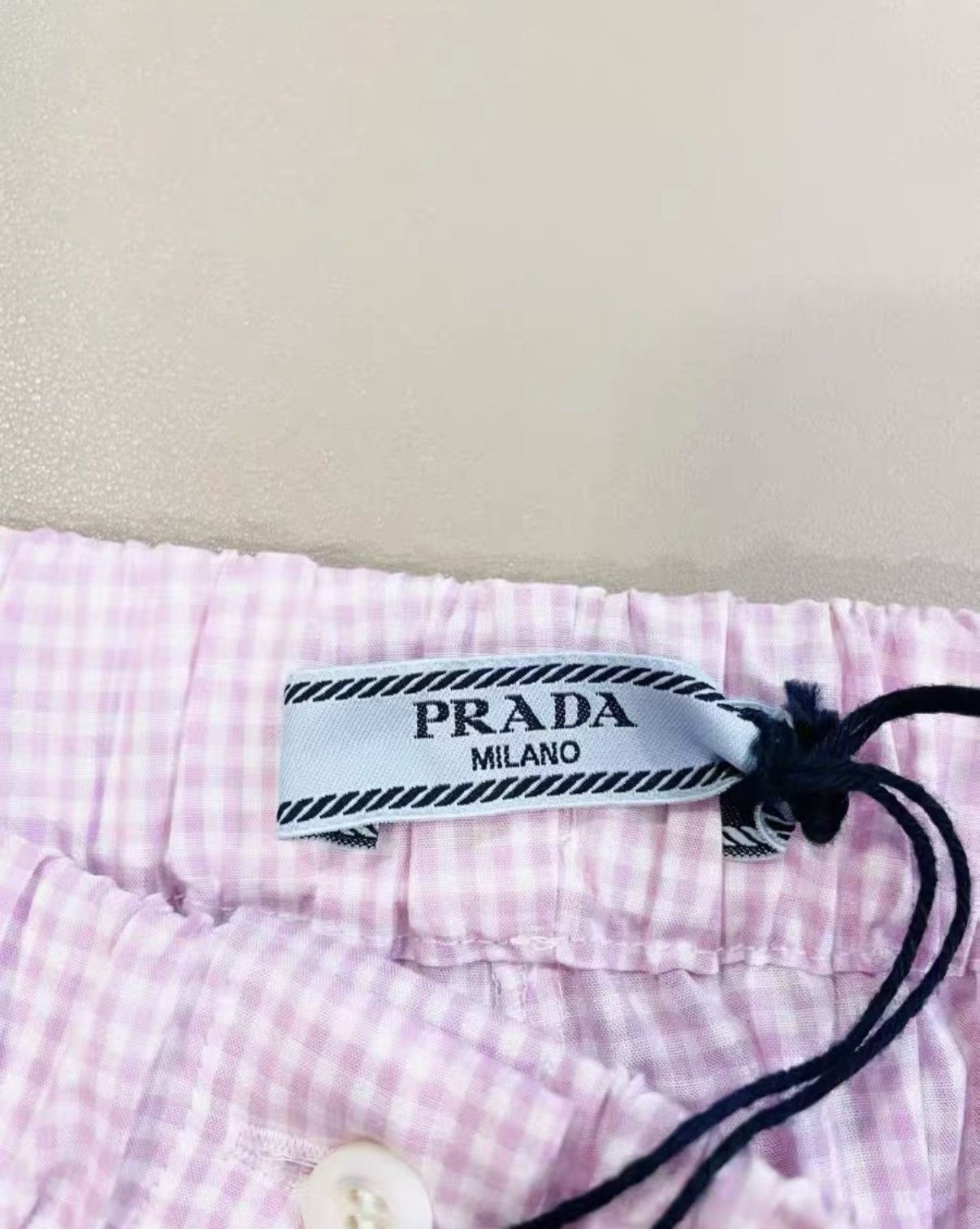 Prada Prada Pink Plaid Women's Shorts J33 Size 25" / US 0 / IT 36 - 5 Thumbnail