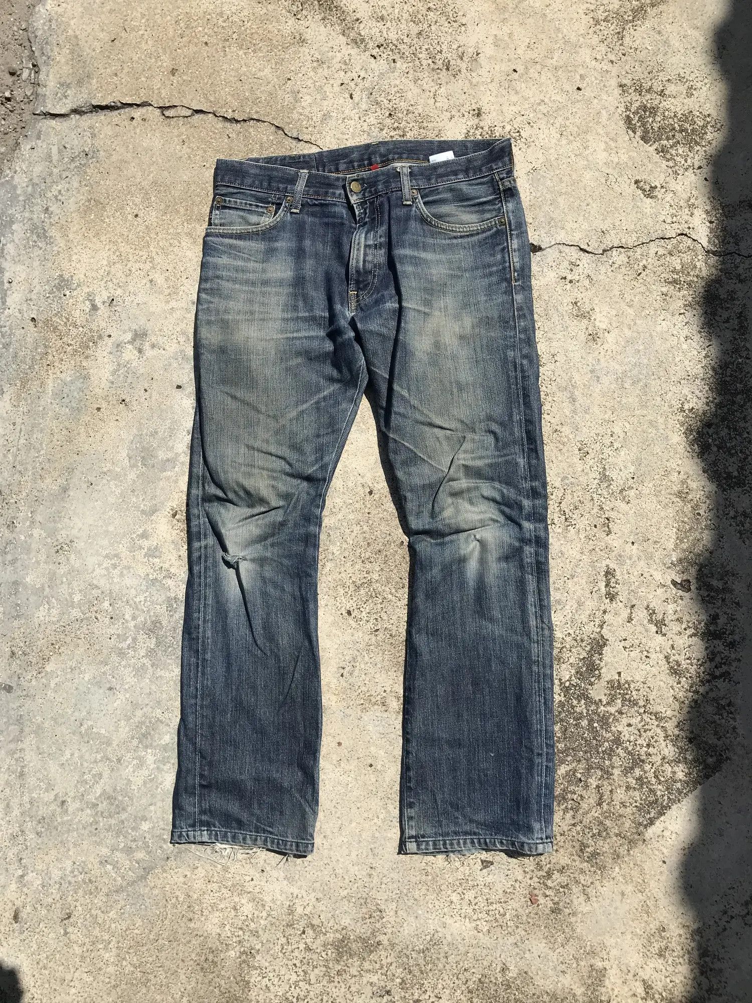 Uniqlo UNIQLO UJ indigo Distressed Denim Size US 32 / EU 48 - 1 Thumbnail