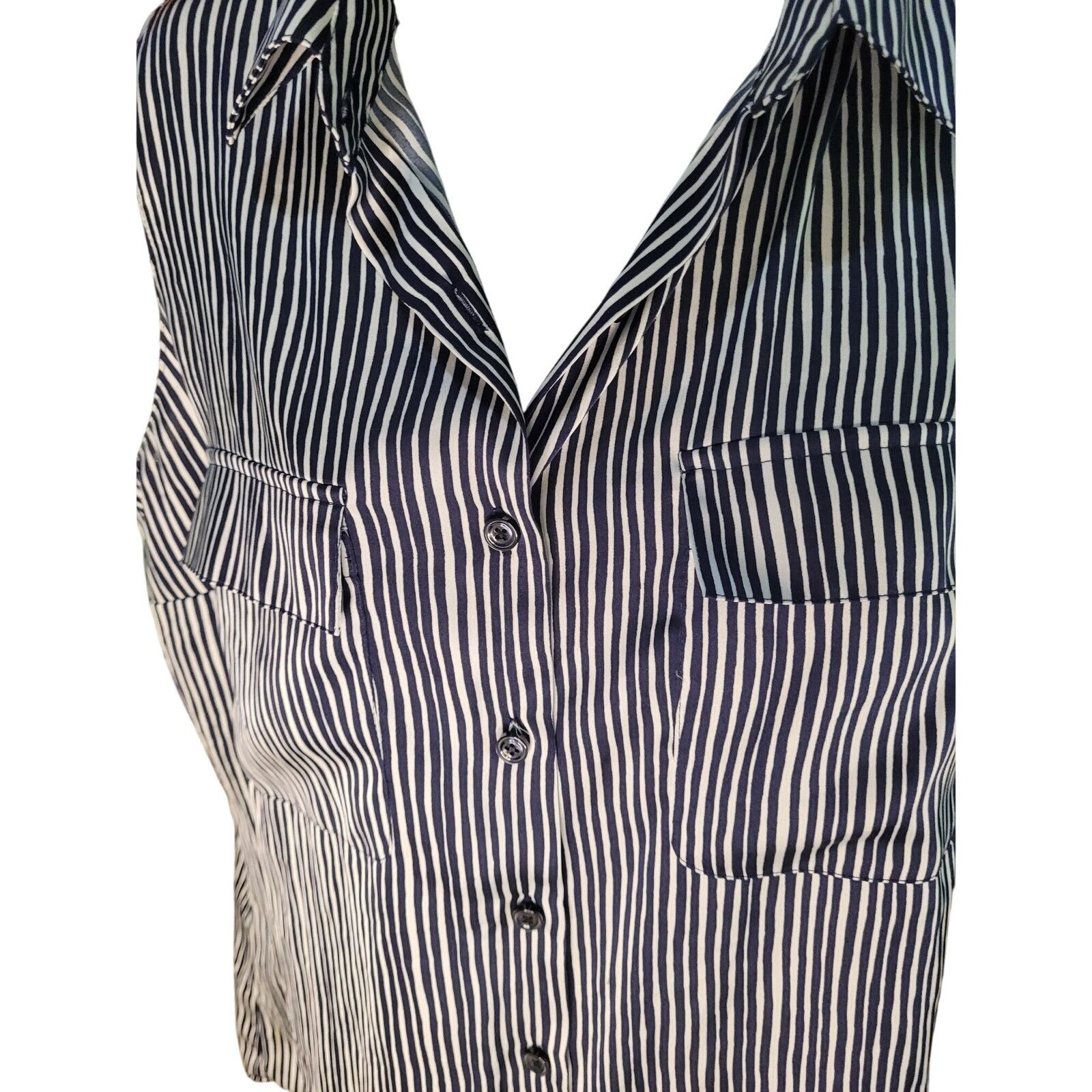 Jones New York Jones New York Navy/Silver Stripe Sleeveless Blouse Sz M Size M / US 6-8 / IT 42-44 - 2 Thumbnail
