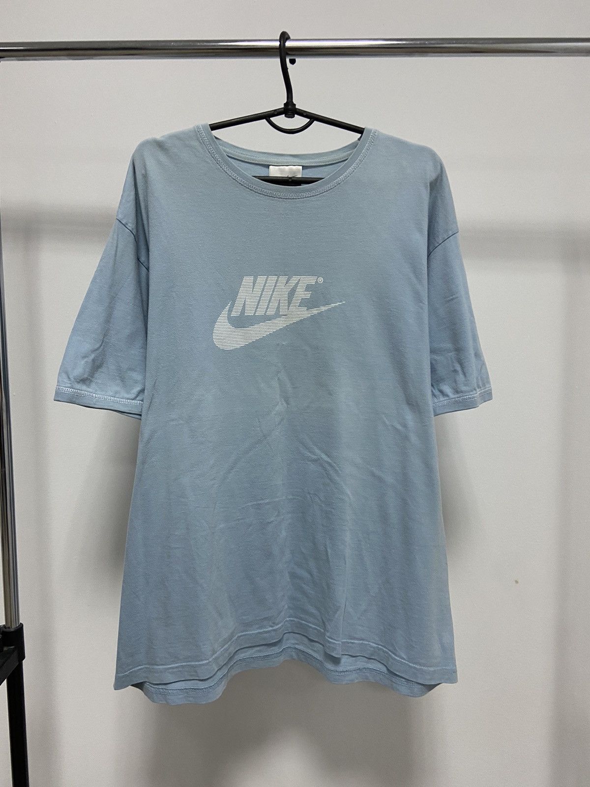 Nike Nike Vintage Big Print T Shirt Y2K Logo Street Style Size US XL / EU 56 / 4 - 1 Thumbnail