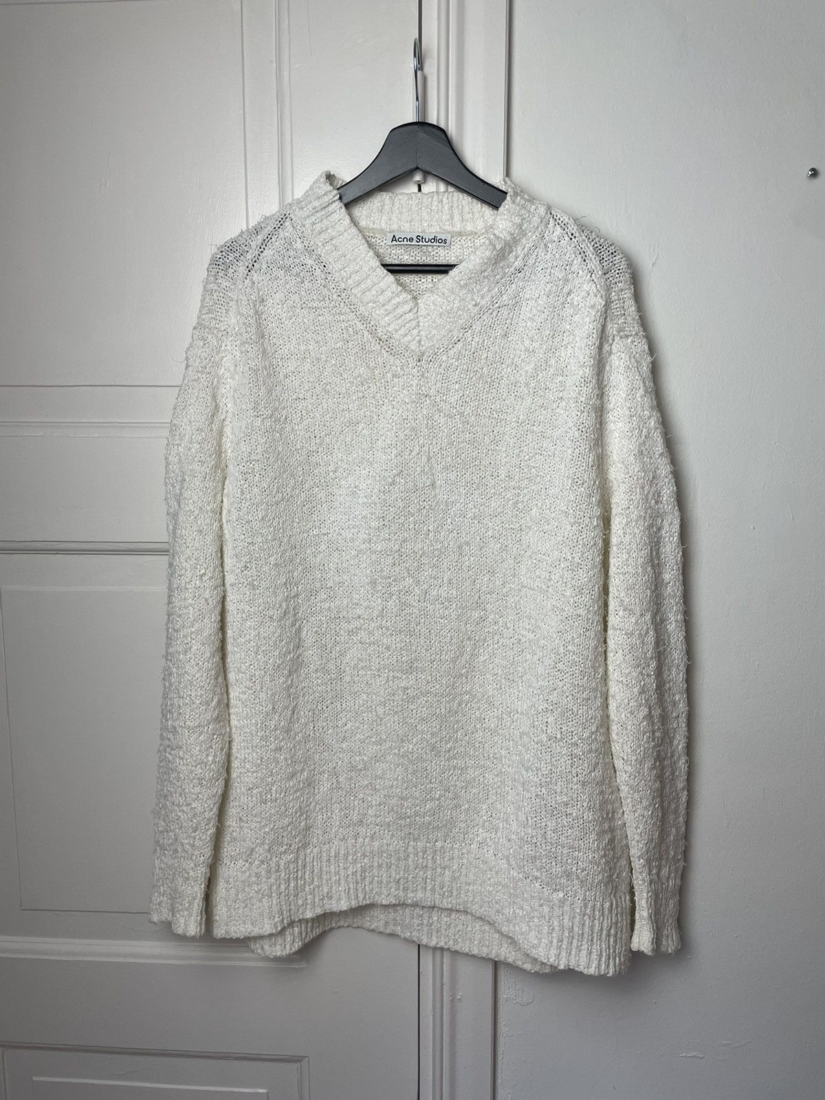 Acne Studios Acne Studios AW 20 white knit sweater v-neck Kurt Size US M / EU 48-50 / 2 - 3 Thumbnail