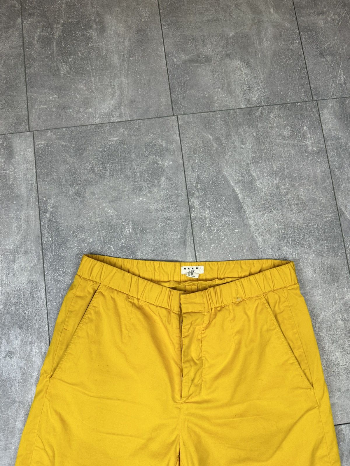Marni Men’s luxury shorts Marin x H&M Size US 33 - 7 Thumbnail