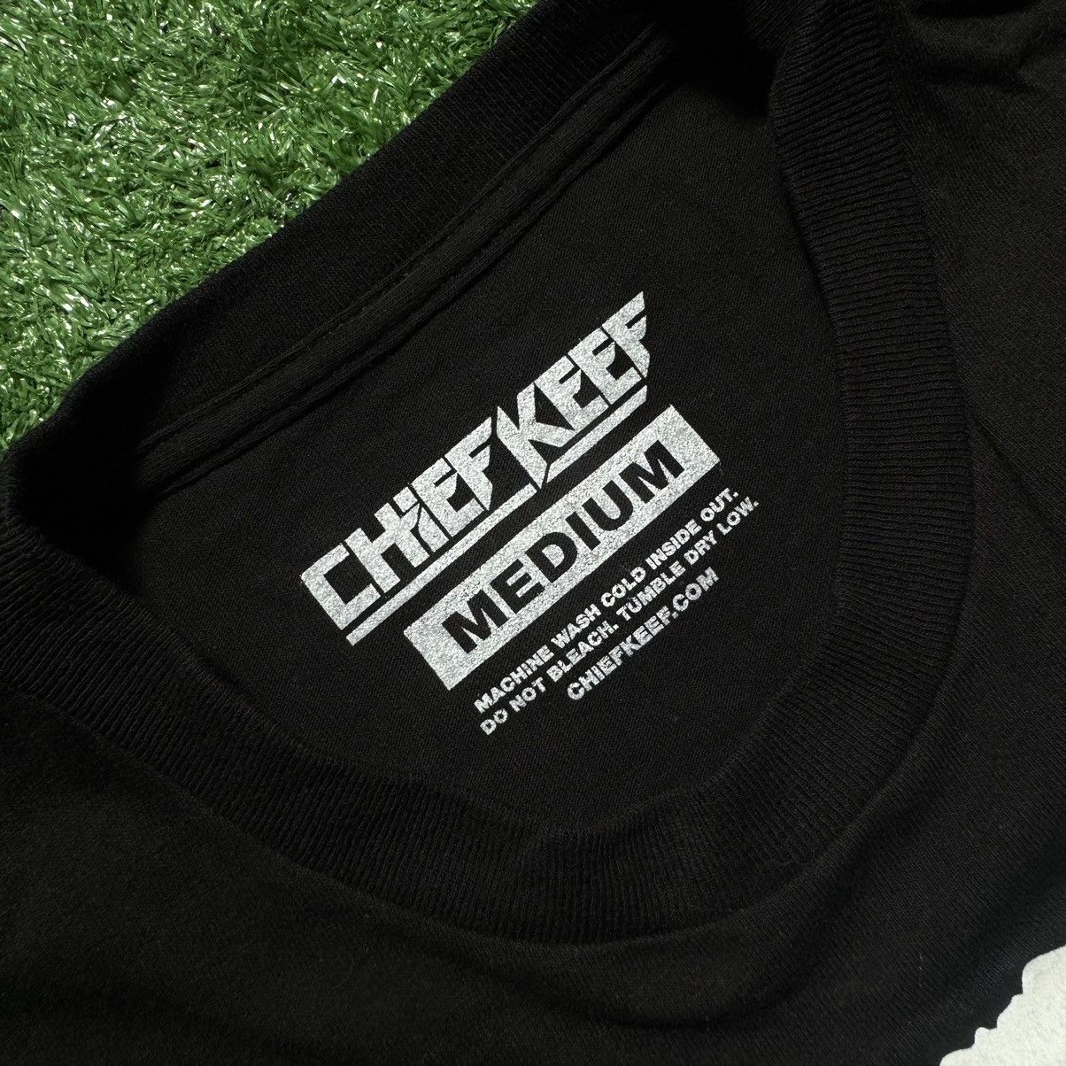 Glo Gang CHIEF KEEF “ ALMIGHTY SO 2 “ OFFICIAL MERCH TOUR 2024 Size US M / EU 48-50 / 2 - 4 Thumbnail