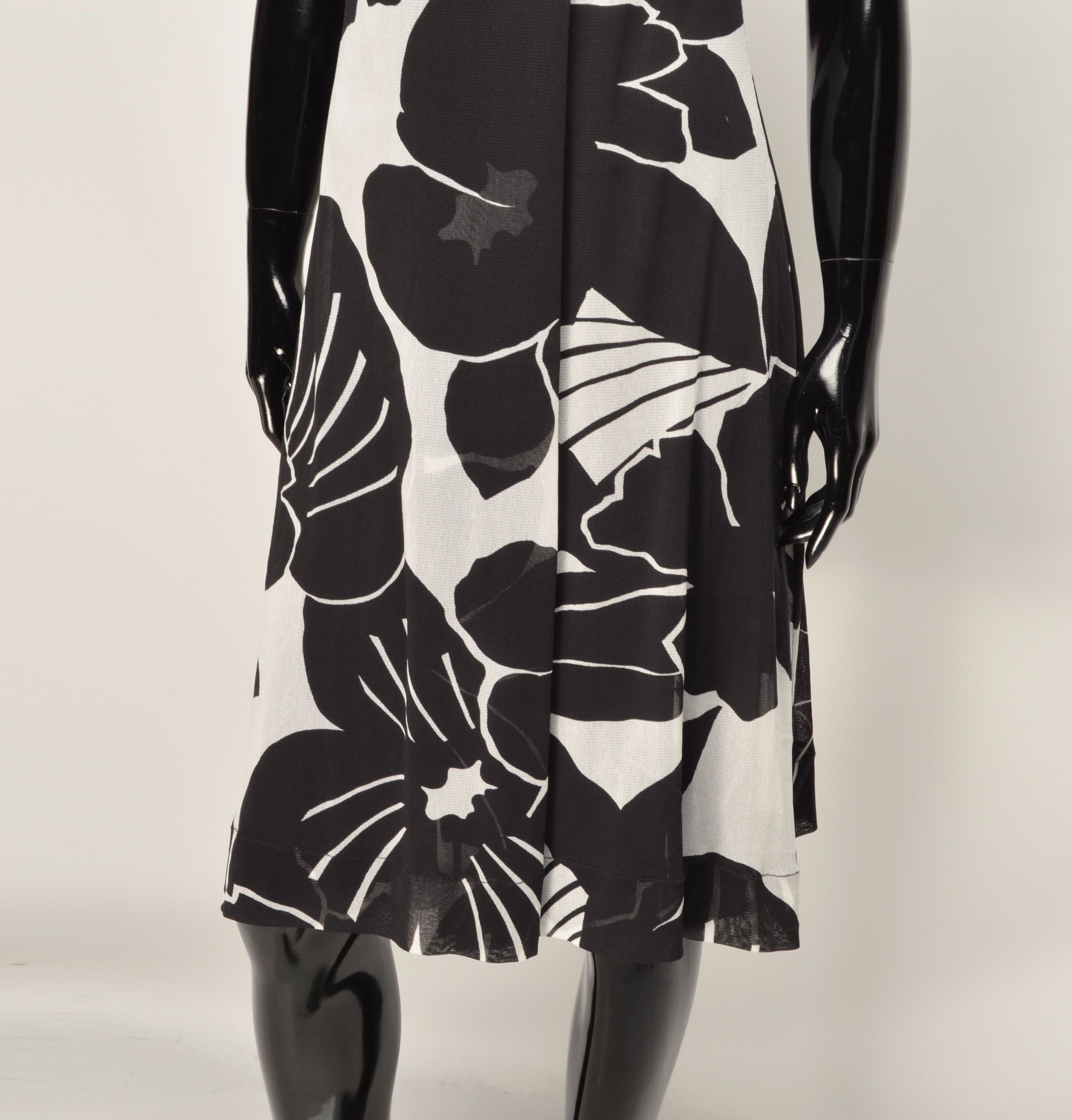 Vintage Vintage Kookai Y2K French Floral Mesh Mini Dress Size S / US 4 / IT 40 - 3 Thumbnail