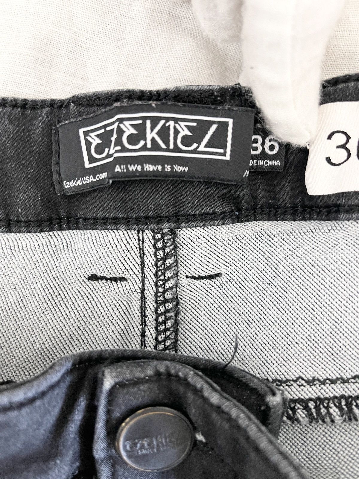 Ezekiel STEAL! 2000s Ezekiel Black Skinny Jeans Size US 36 / EU 52 - 9 Thumbnail