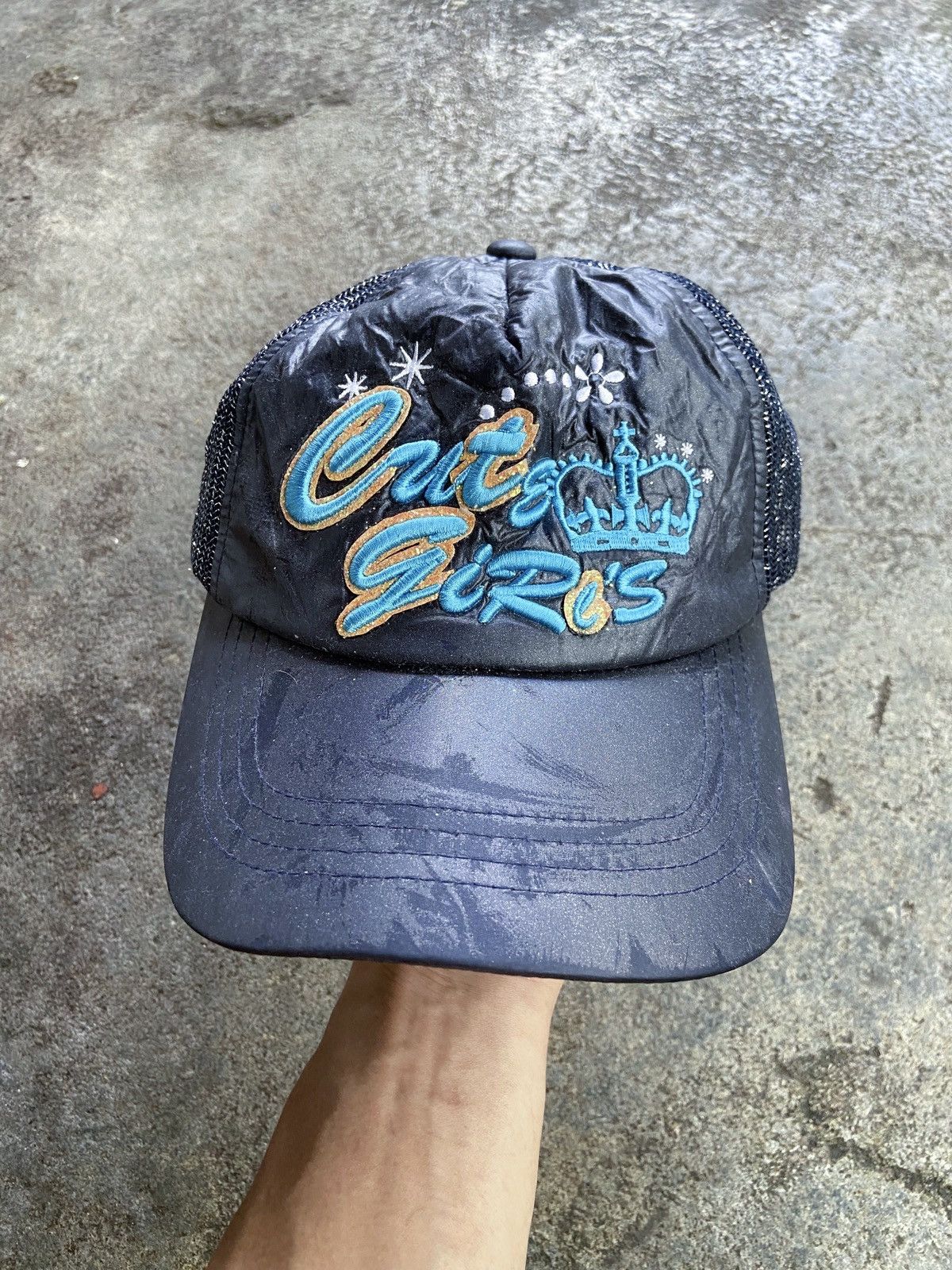 Japanese Brand CUTE GIRL'S QUEEN CAP Size ONE SIZE - 1 Thumbnail
