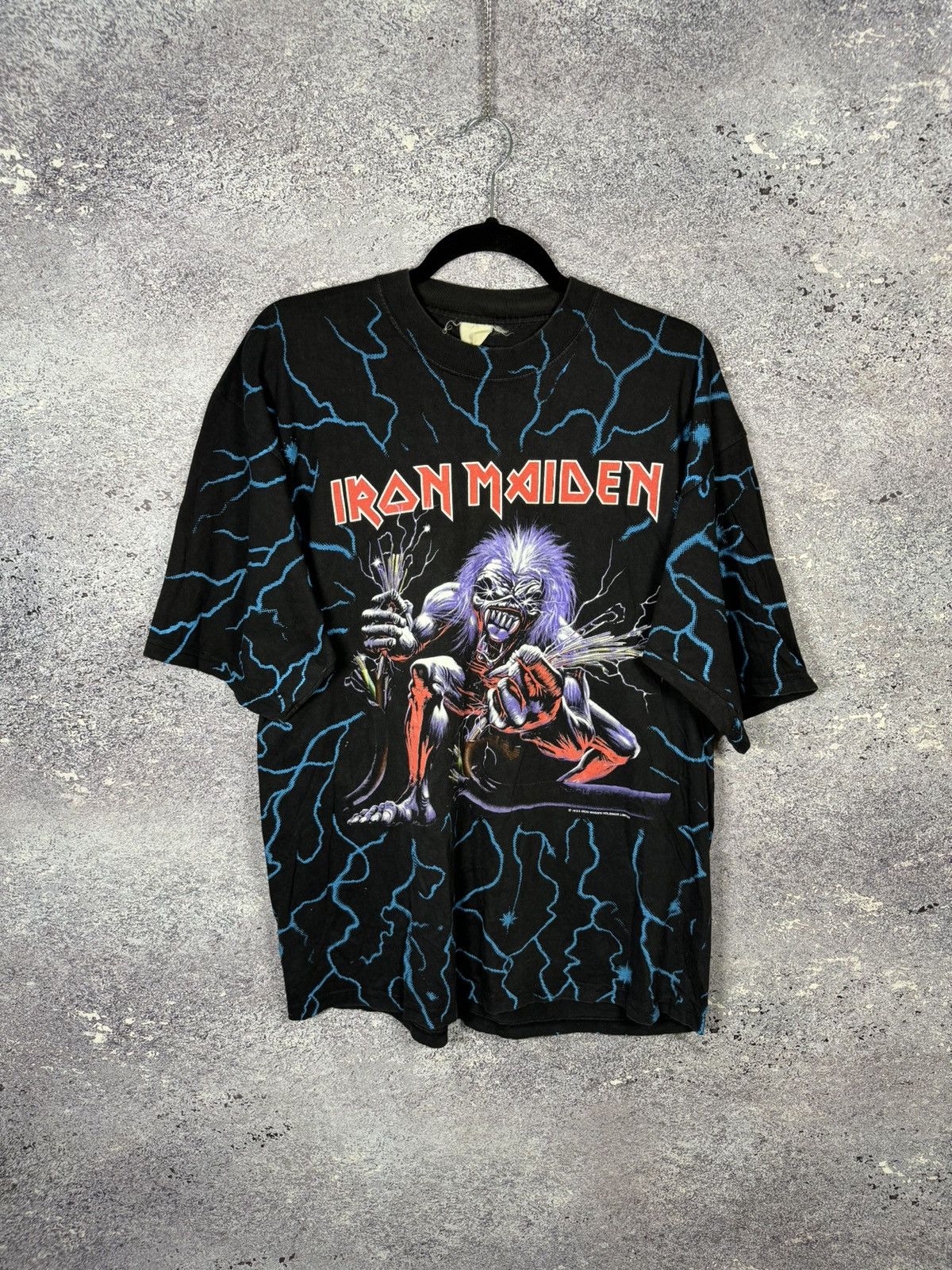 Band Tees × Iron Maiden × Vintage 90’s Vintage Iron Maiden 1993 A Real Live Tour AOP Print Tee Size US XL / EU 56 / 4 - 1 Thumbnail