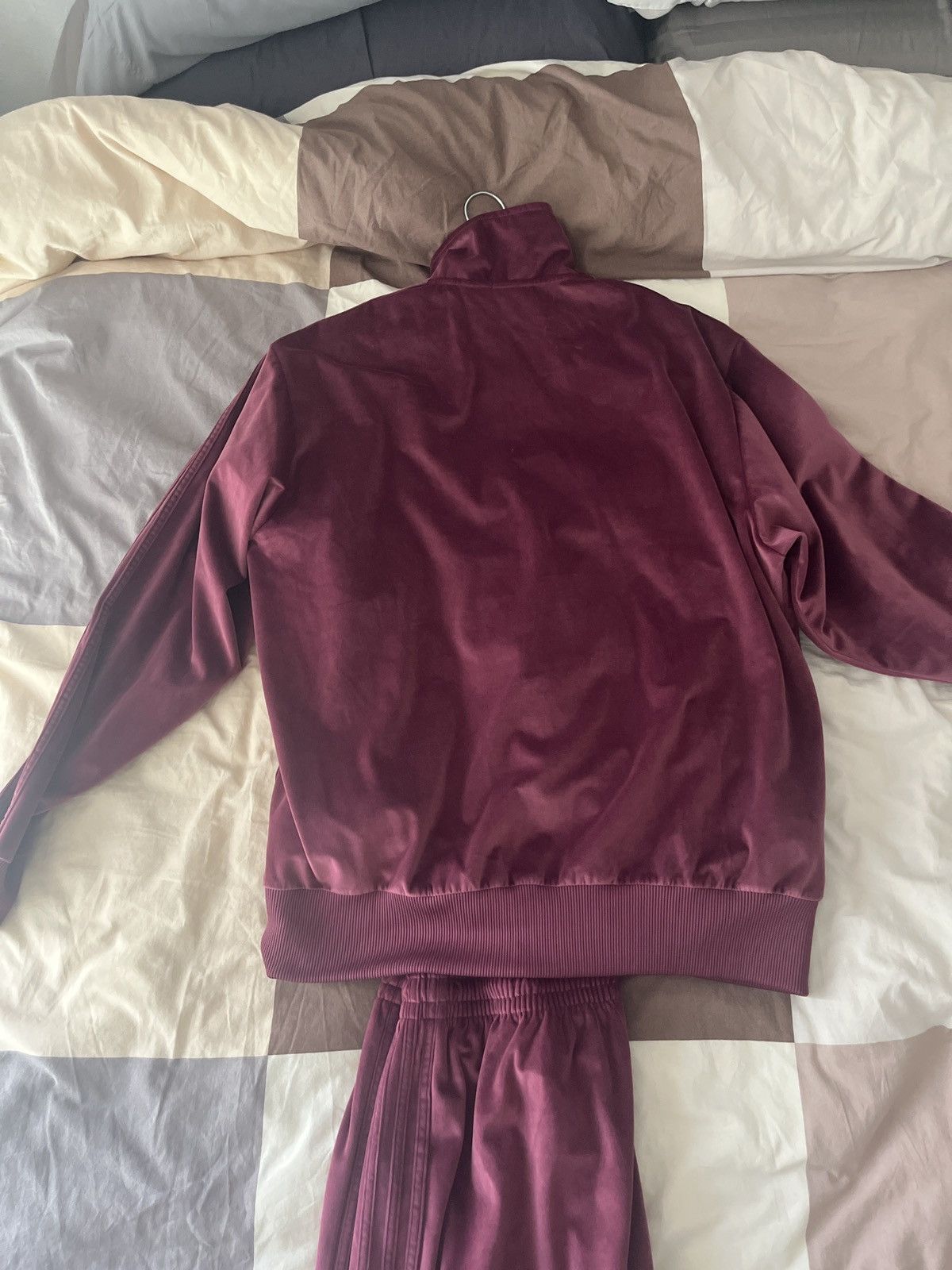 Adidas Adidas jump suit maroon suede Size US 34 / EU 50 - 2 Thumbnail
