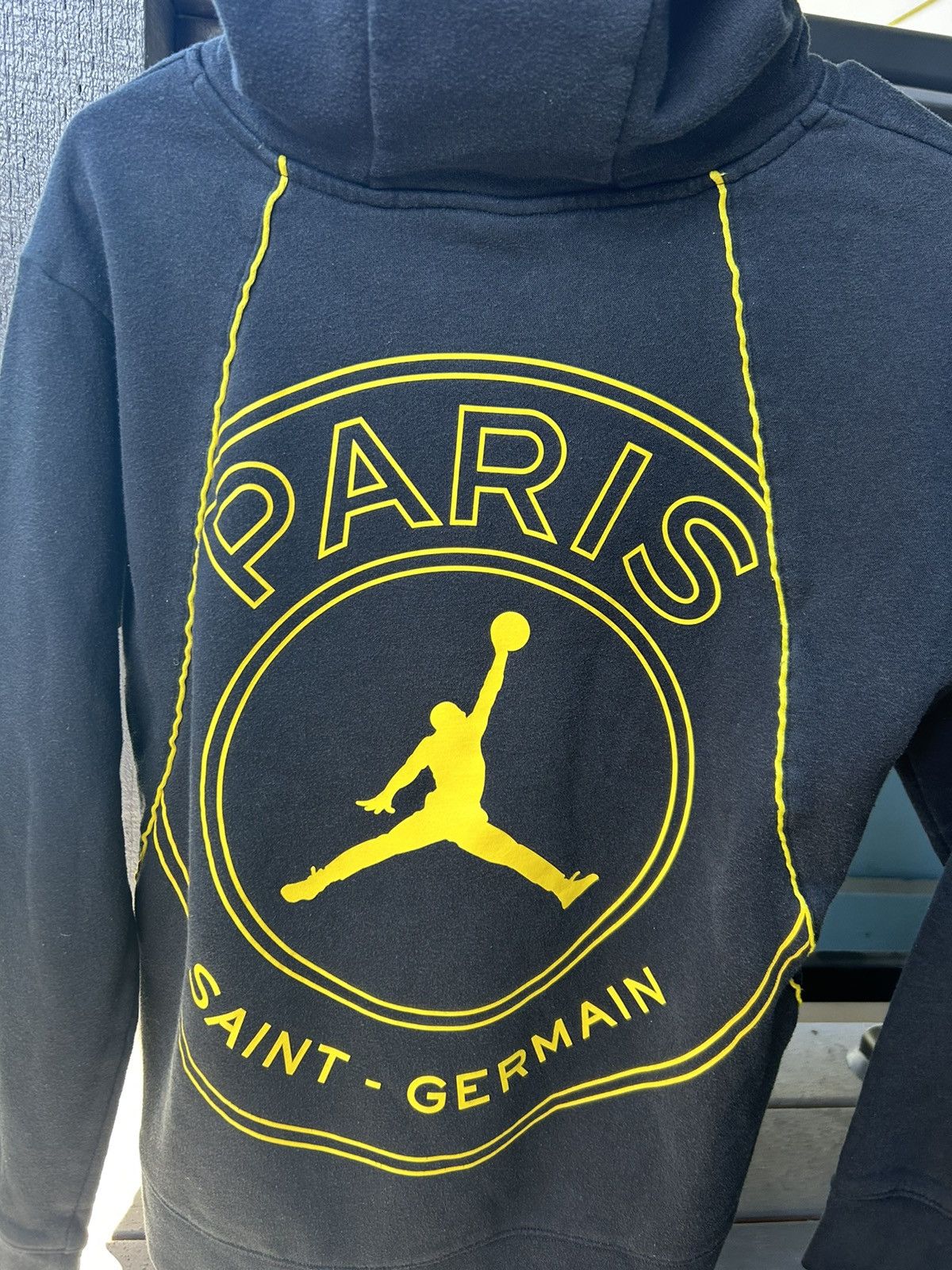 Jordan Brand × Nike × Vintage PSG Hoodie Size US S / EU 44-46 / 1 - 1 Thumbnail