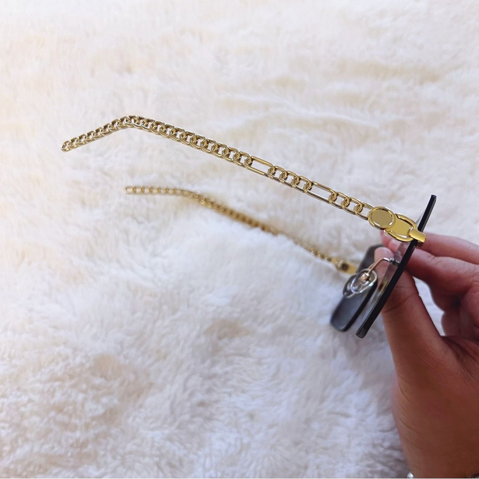 Other Skyla Black & Gold Chain Link Oversized Sunglasses Size ONE SIZE - 8 Thumbnail