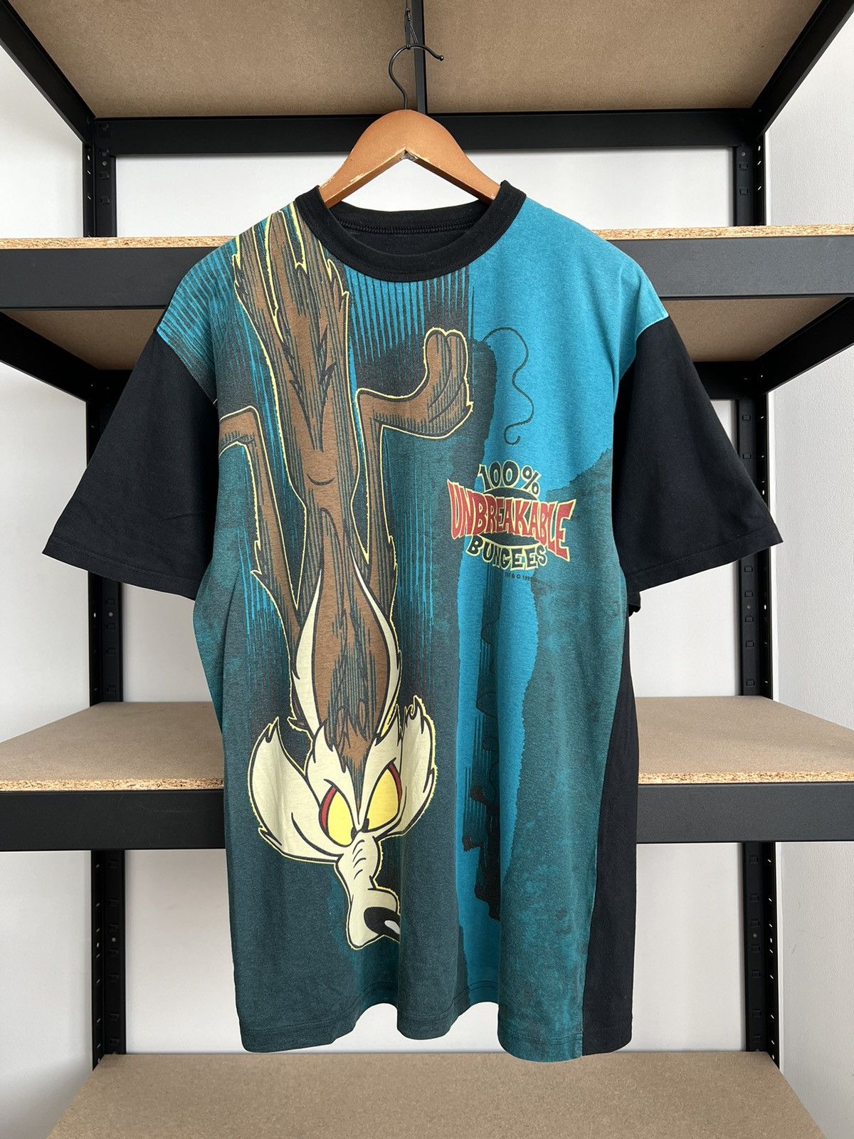 Cartoon Network Vintage 1999 Wile E. Coyote Cartoon Looney Tunes T-shirt Size US L / EU 52-54 / 3 - 1 Thumbnail