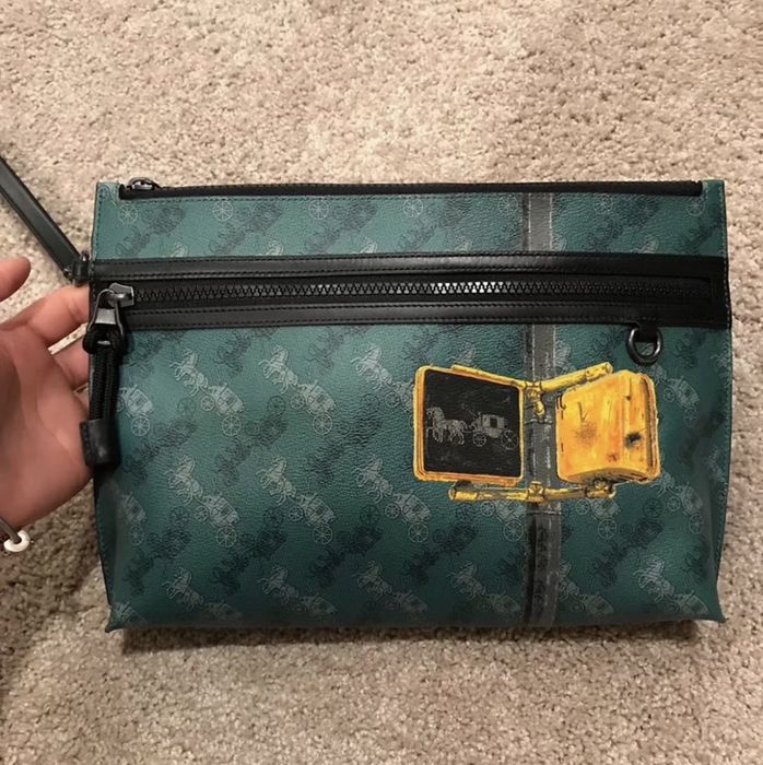 Coach discount carryall pouch