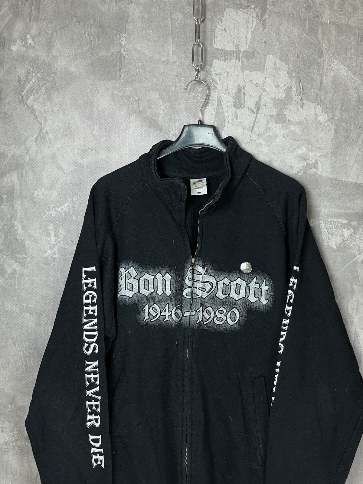 Band Tees × Vintage Vintage 90s Bon Scott Band Metal Rock Zip Up Sweatshirt Size US L / EU 52-54 / 3 - 3 Thumbnail