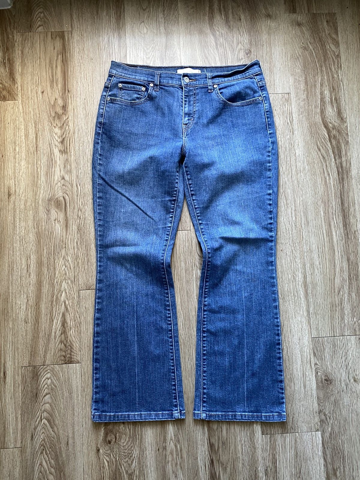 Levi's Y2K Bootcut Flare Levis 515 Denim Jeans Size 32" / US 10 / IT 46 - 1 Thumbnail