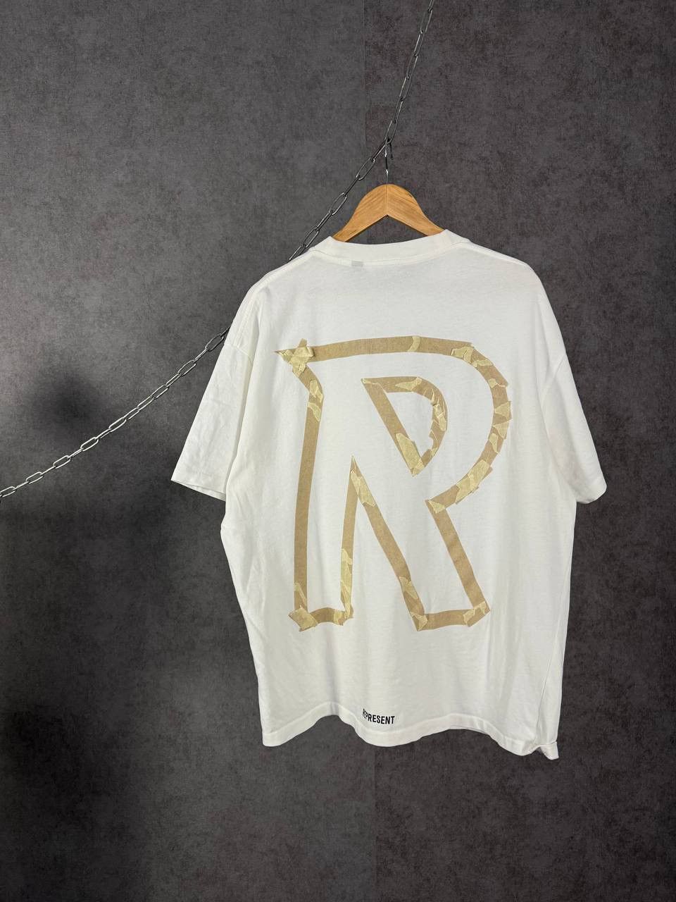 Represent Clo. Represent designer overprinted big logo tee Size US L / EU 52-54 / 3 - 2 Thumbnail