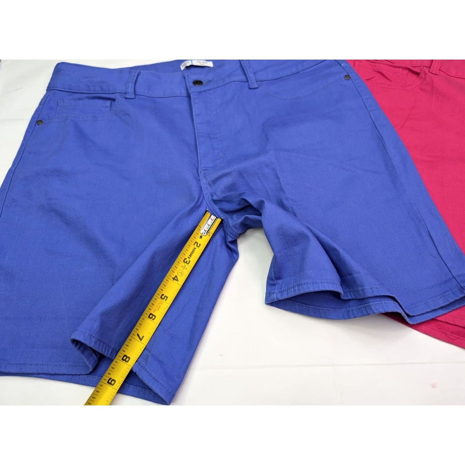 Lee RIDERS by LEE LOT x 2 Pink & Blue Denim Mid Rise Shorts, Women L (38 x 8) EUC Shorts Bermuda 5-Pocket Classic Size 36" / US 14 / IT 50 - 3 Thumbnail