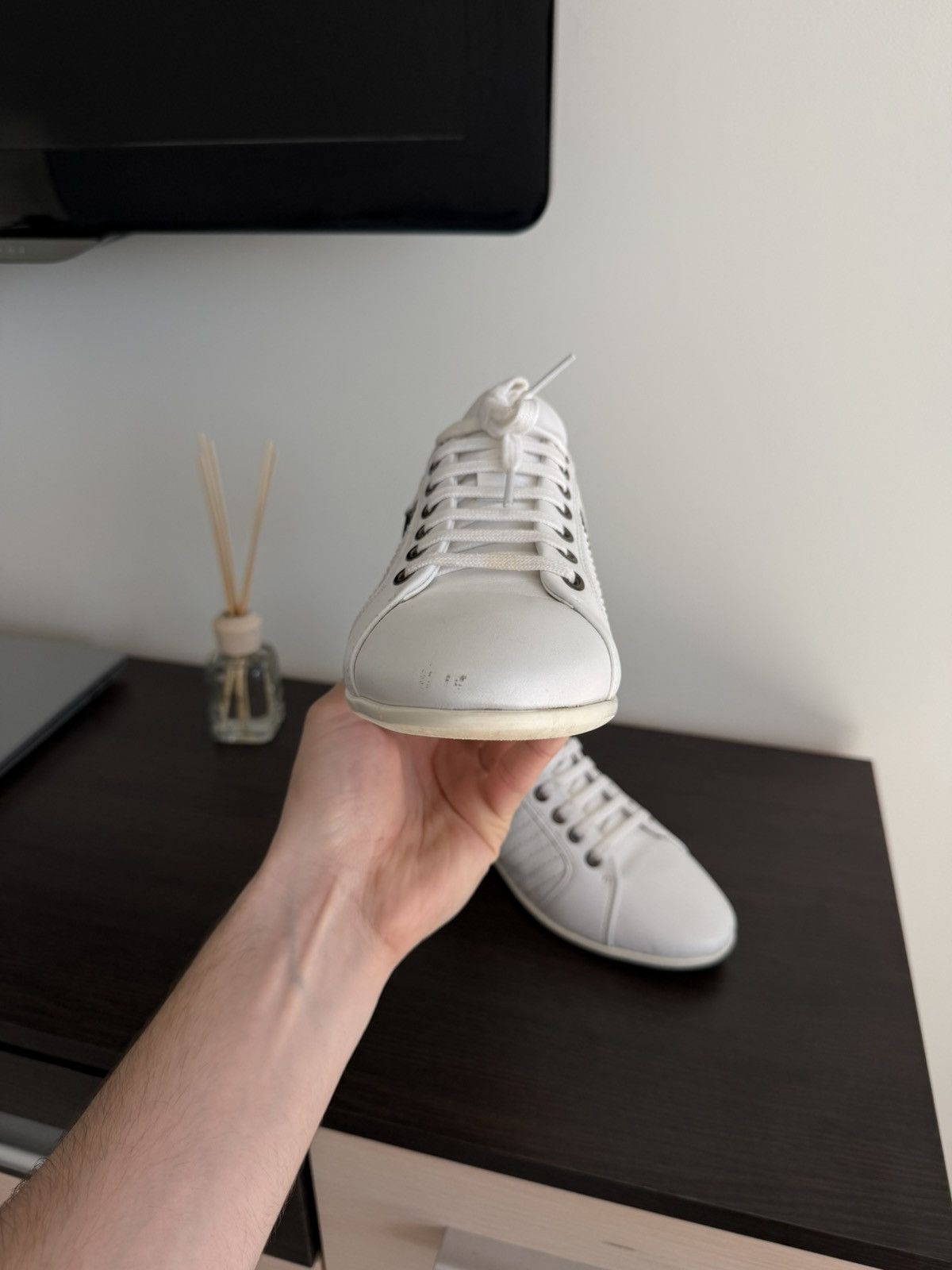 Versace VERSACE COLLECTION Baskets Blanc Pour Homme lace-up shoes Size US 7 / EU 40 - 10 Thumbnail
