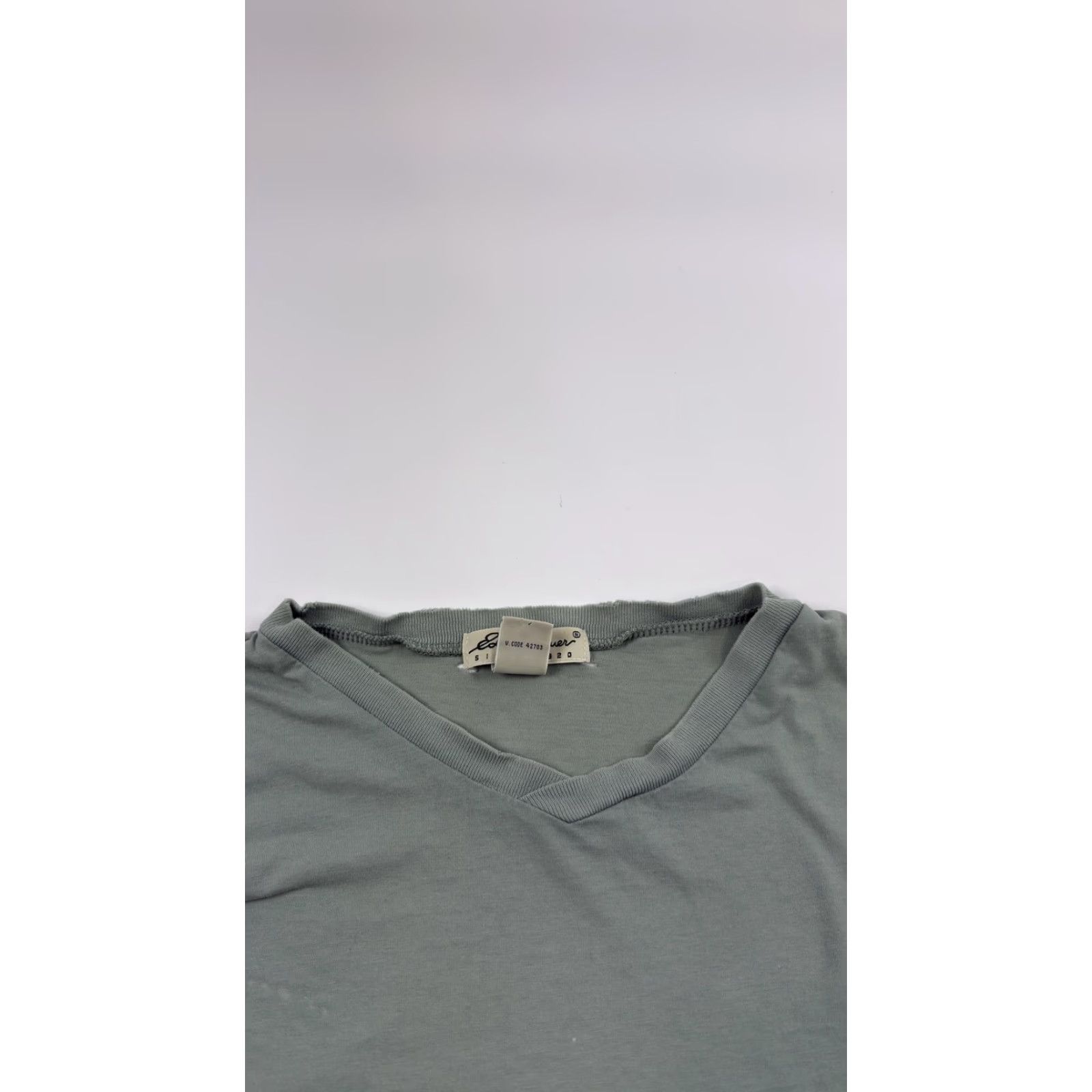 Eddie Bauer Vintage Eddie Bauer Women’s T-Shirt Large Green Short Sleeve V-Neck Cotton Casual Top Size L / US 10 / IT 46 - 4 Thumbnail