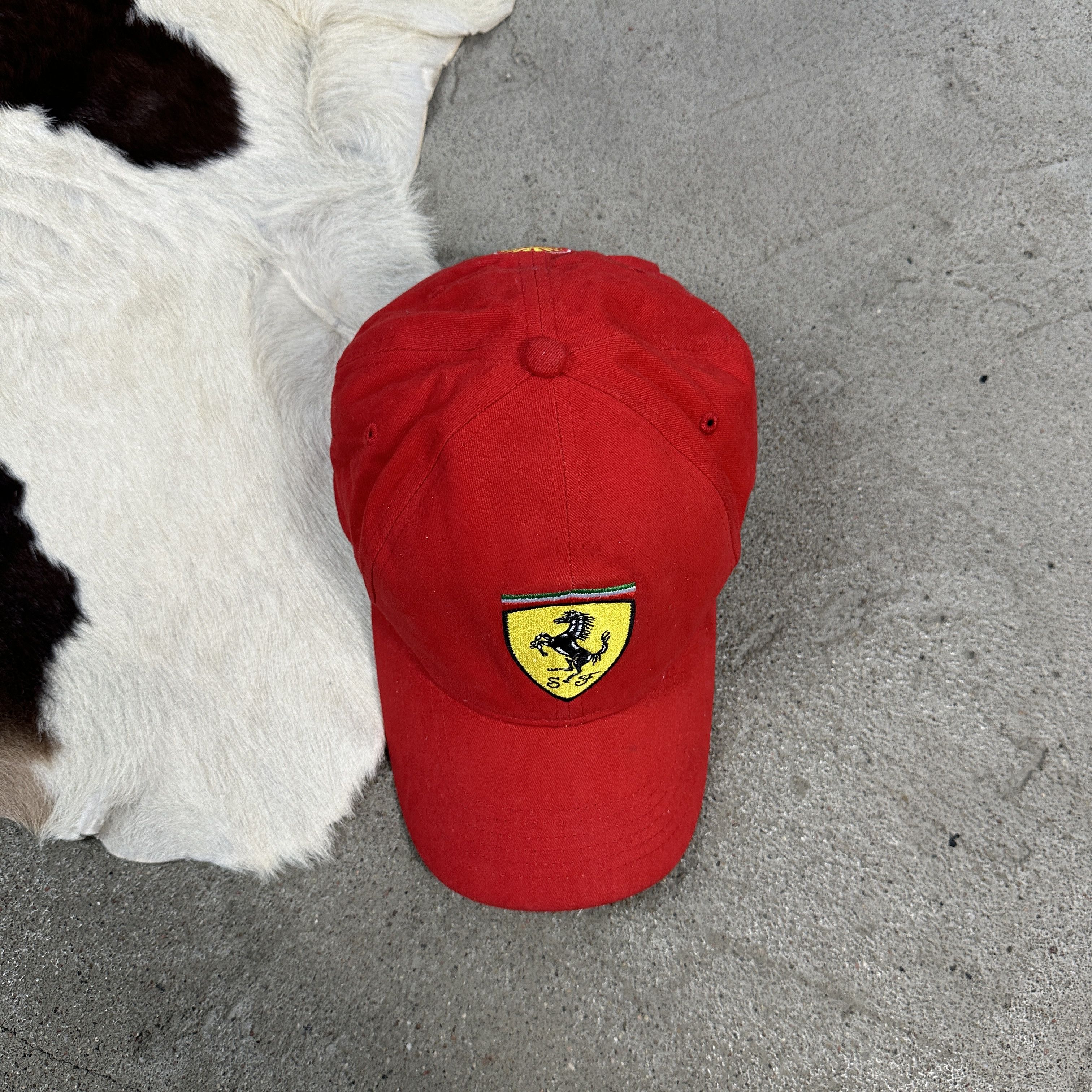 Ferrari × Vintage Vintage Streetwear Sportswear Athleisure Moto Ferrari Hat Size ONE SIZE - 3 Thumbnail