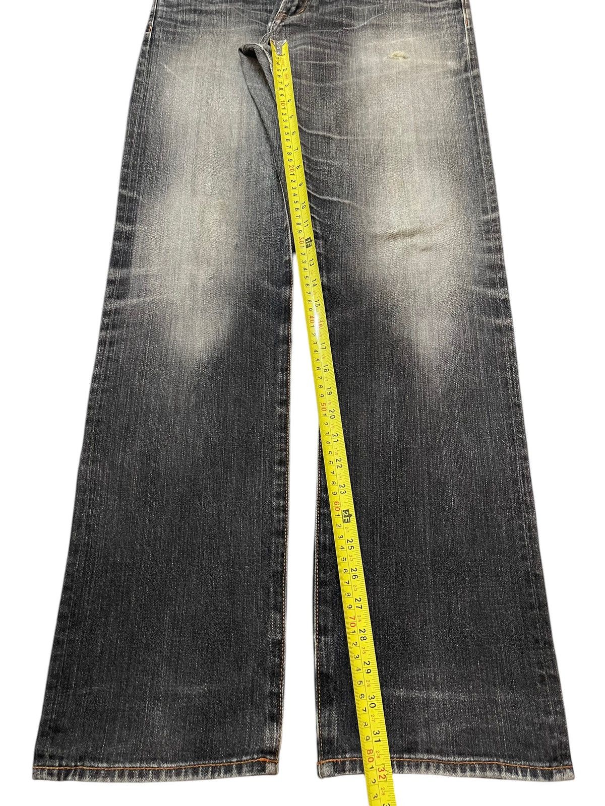Undercover Vintage Japanese Brand Faded Wash Style Loose Jeans Size US 32 / EU 48 - 13 Thumbnail
