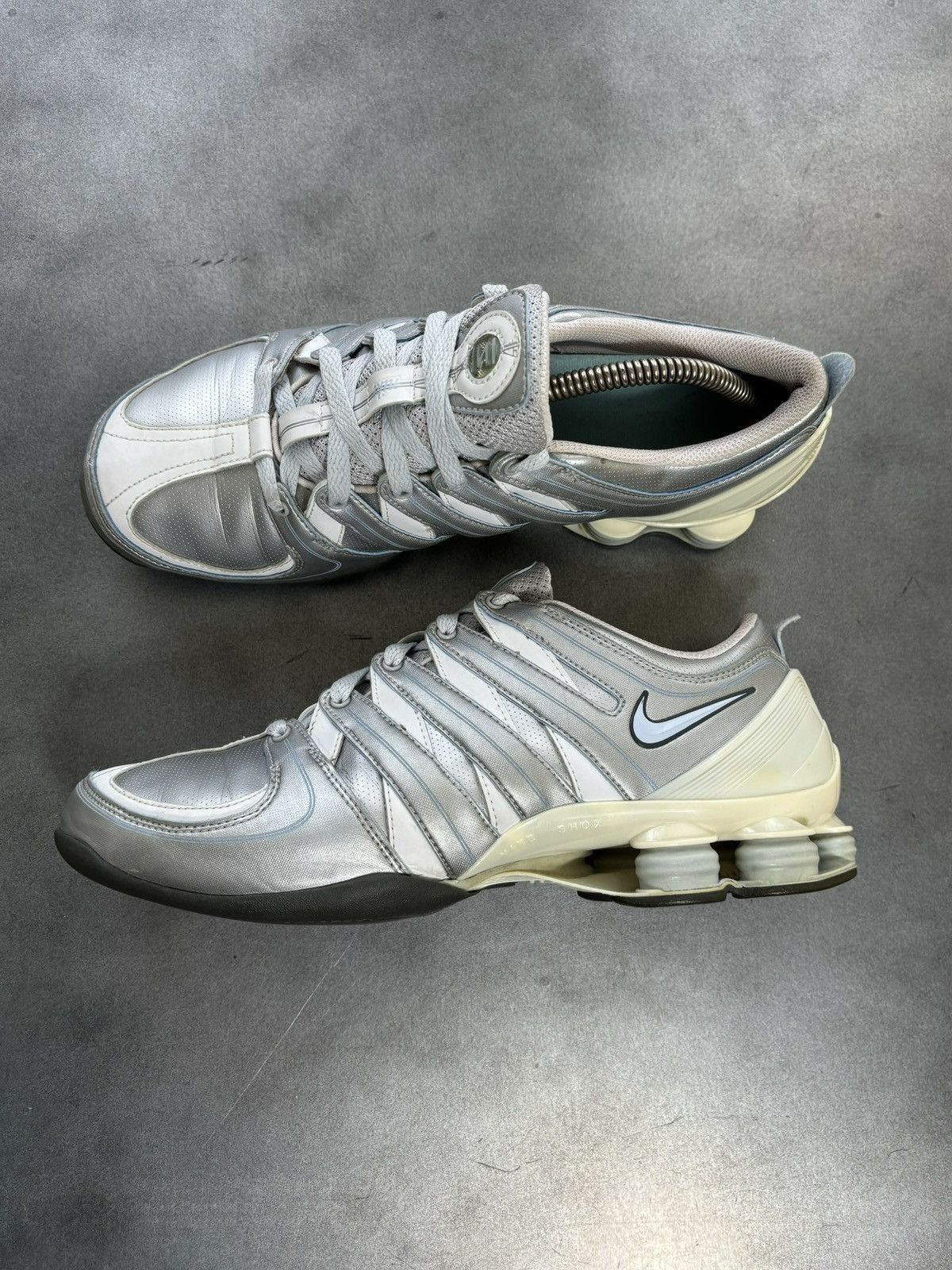 Nike 2006 Nike Shox MC 2000s Vintage 313764-041 Y2K Ballerina Wmn Size US 9.5 / IT 39.5 - 21 Thumbnail