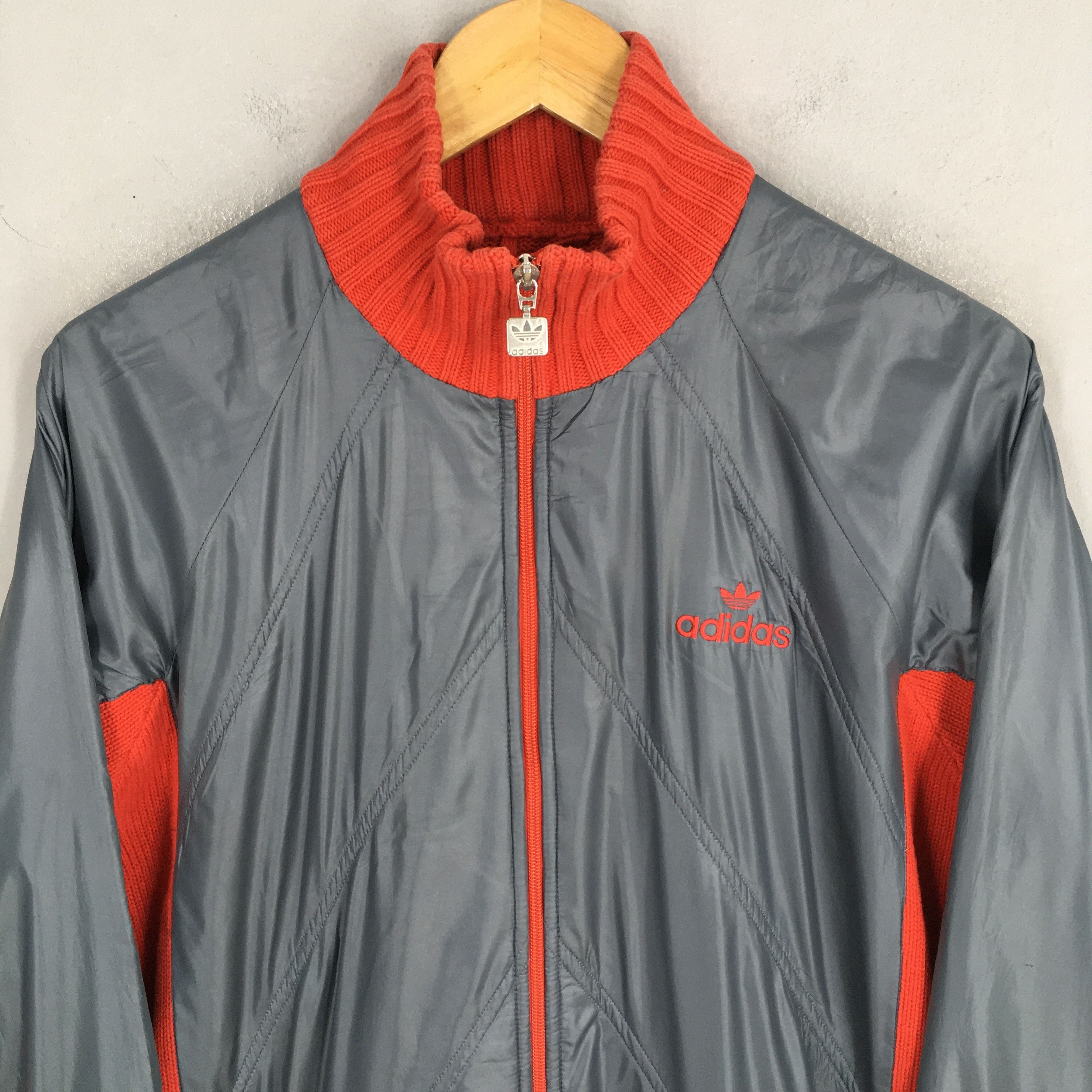 Adidas Vintage Adidas Trefoil Training Wear Zipper Jacket Medium Size US M / EU 48-50 / 2 - 2 Thumbnail