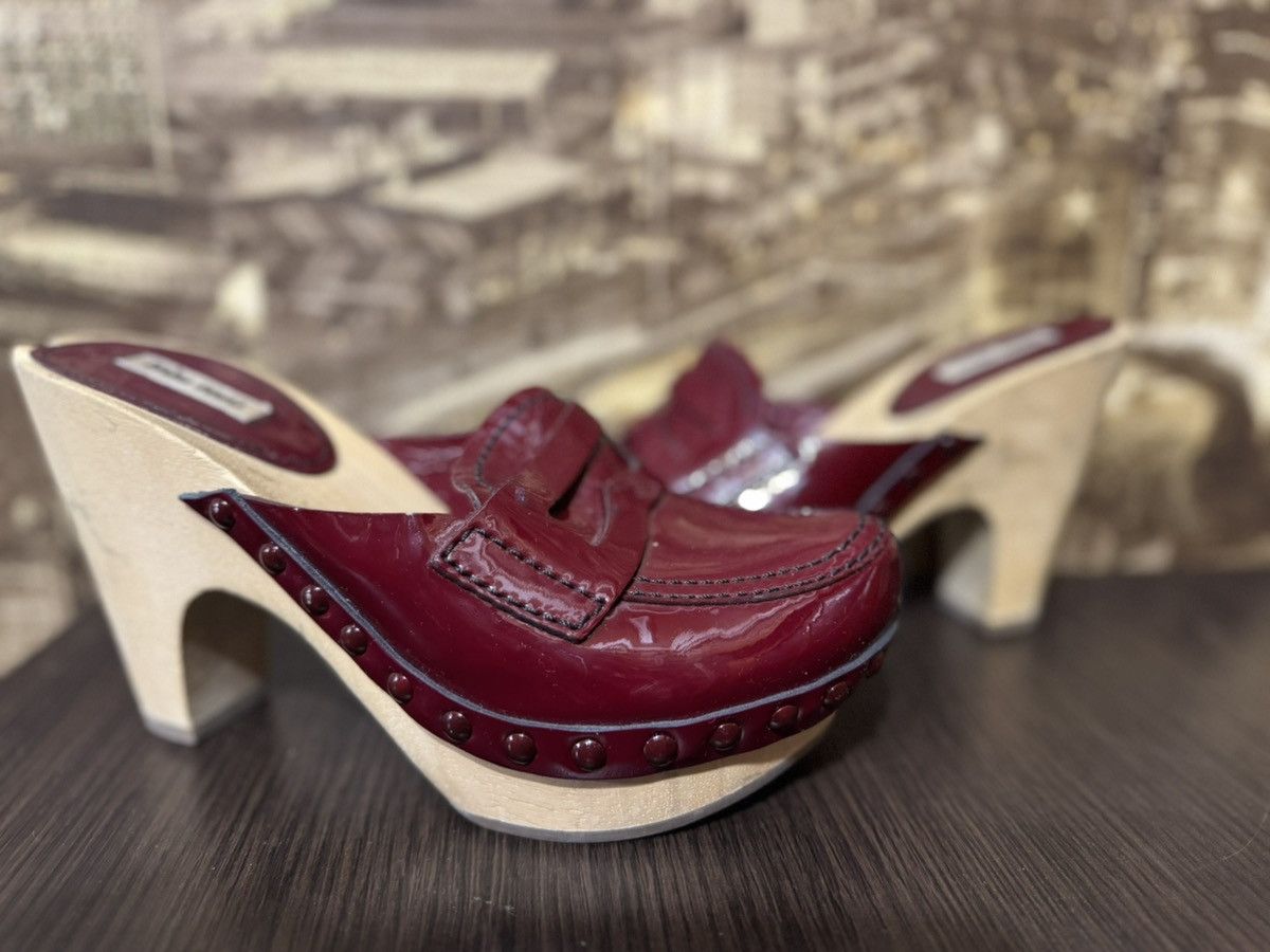Miu Miu Miu Miu Women's Clogs Size 37 1/2 Made in Italy Size US 7.5 / IT 37.5 - 1 Thumbnail