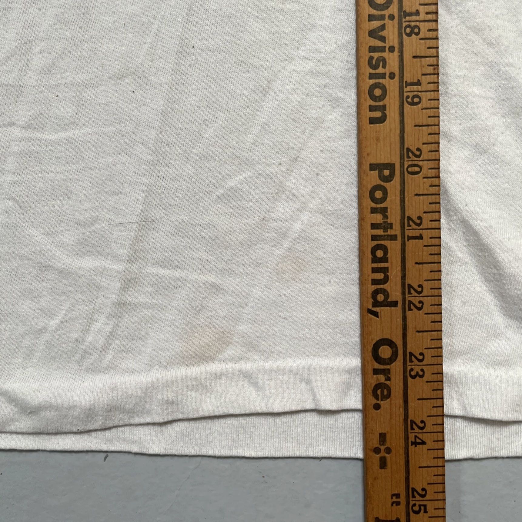 Levi's Vintage Levi’s Ringer T-Shirt Made In USA Single Stitch L White USA 80s 90s Americana Unisex Adults 50/50 Size US L / EU 52-54 / 3 - 6 Thumbnail