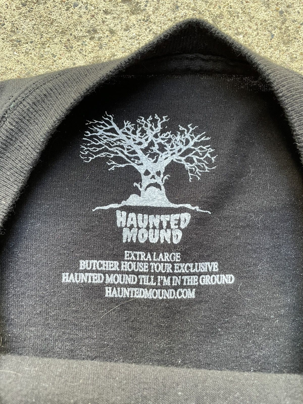 Haunted Mound Haunted mound 2023 tour merch long sleeve Size US L / EU 52-54 / 3 - 3 Thumbnail