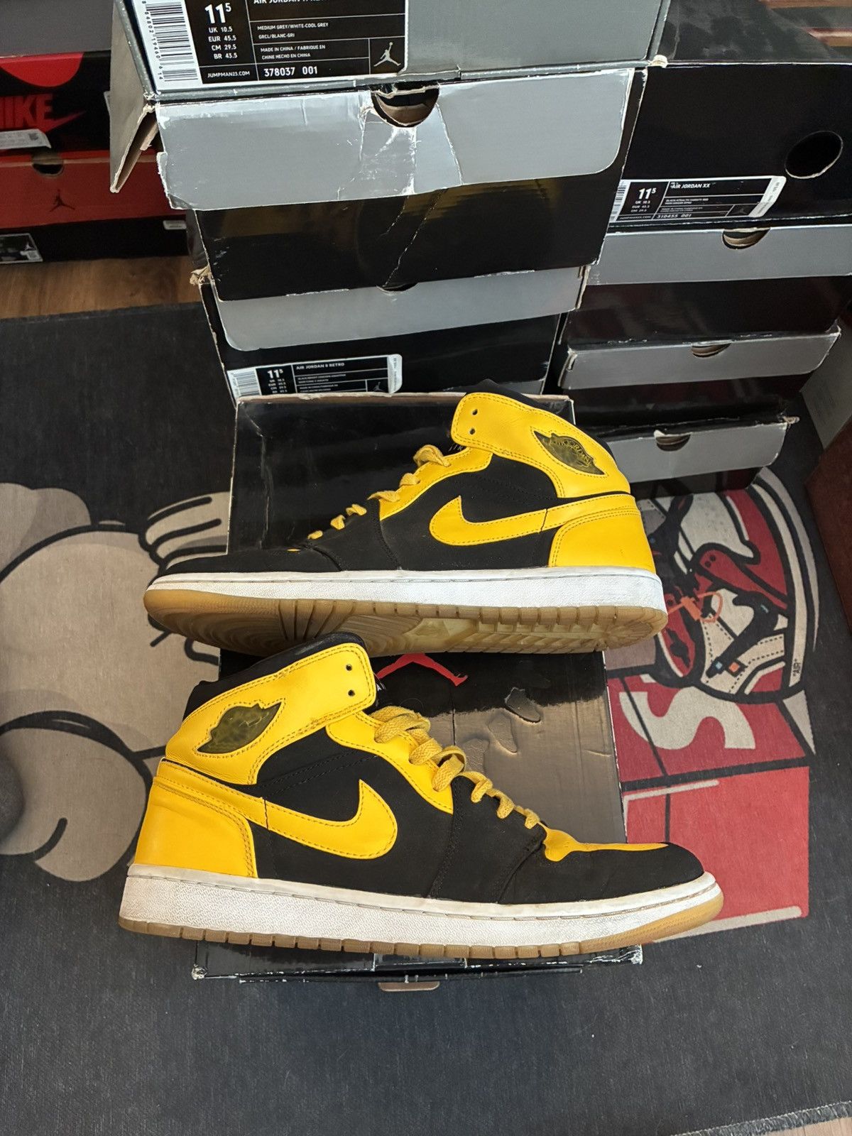 Jordan Brand Jordan 1 Mid BMP New Love Size US 11.5 / EU 44-45 - 2 Thumbnail