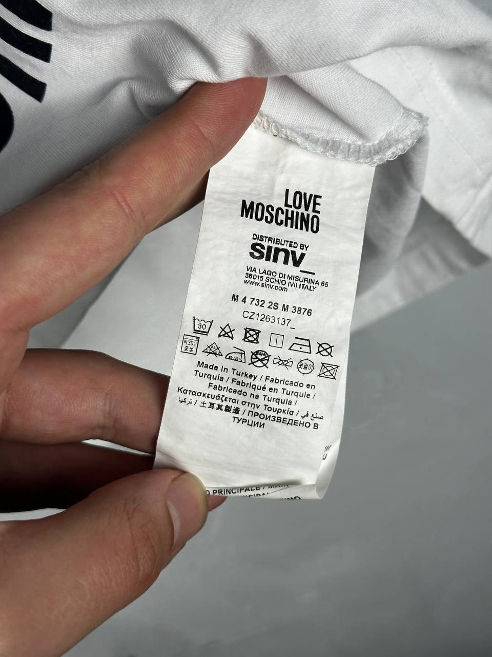 Moschino × Vintage Vintage Moschino Peace Sign Hippie T shirt White Size US XL / EU 56 / 4 - 5 Thumbnail
