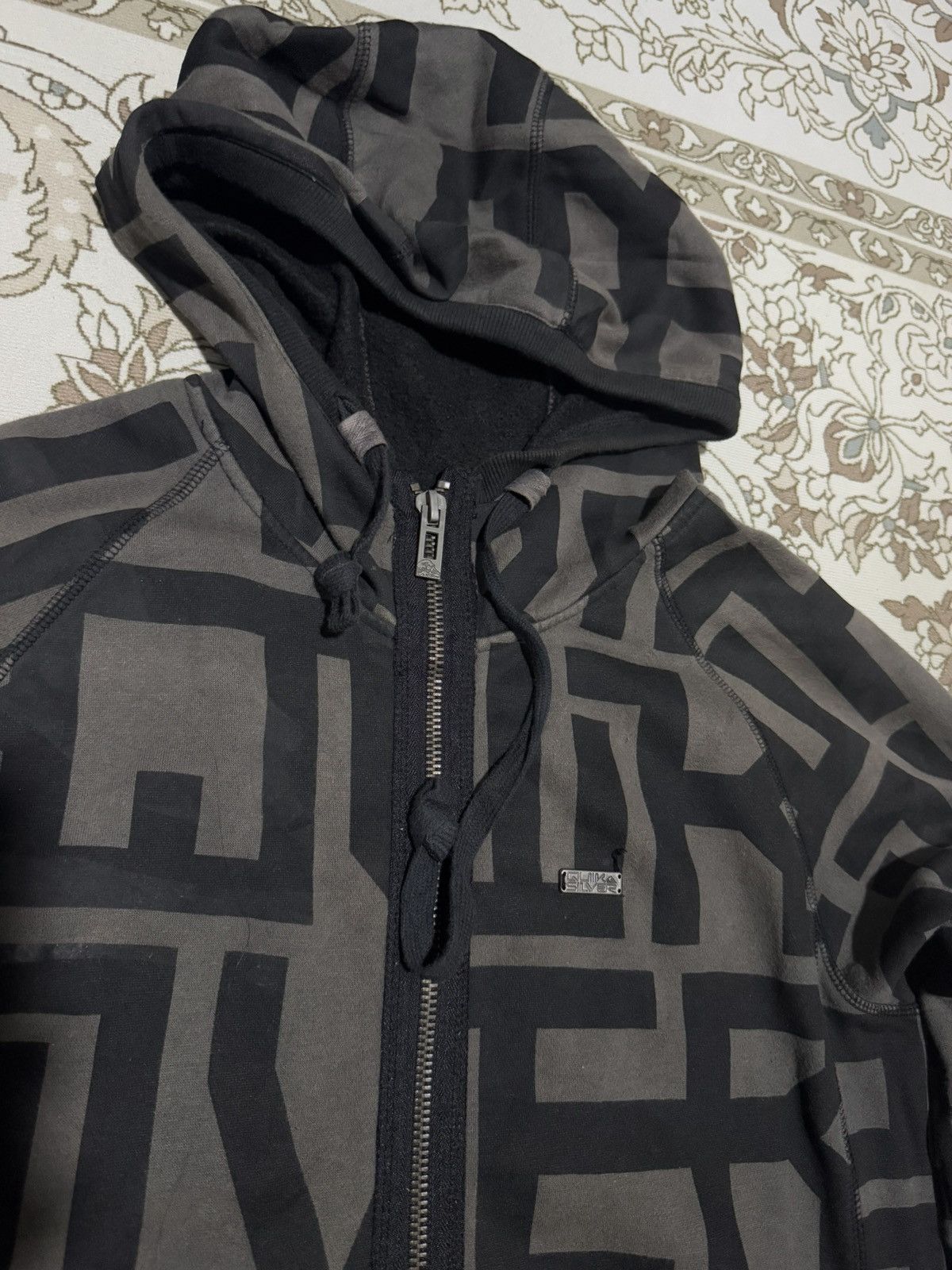 Quiksilver × Vintage Y2K Quicksilver SkysDaLimit All Over Printed Hoodie Size US L / EU 52-54 / 3 - 3 Thumbnail
