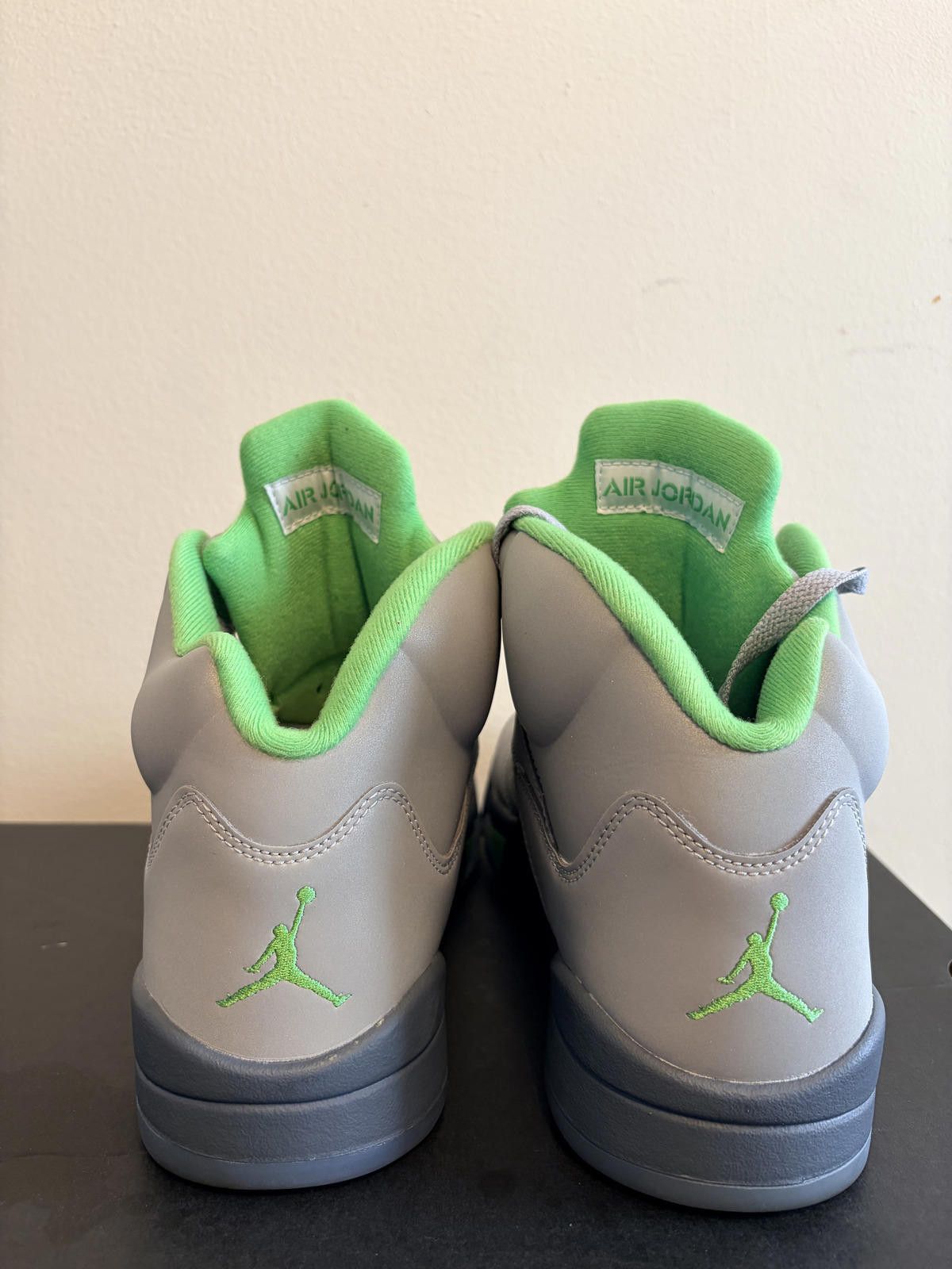 Jordan Brand Air Jordan 5 Retro Green Bean Silver/Grey Shoe (Size 10.5) Size US 10.5 / EU 43-44 - 2 Thumbnail