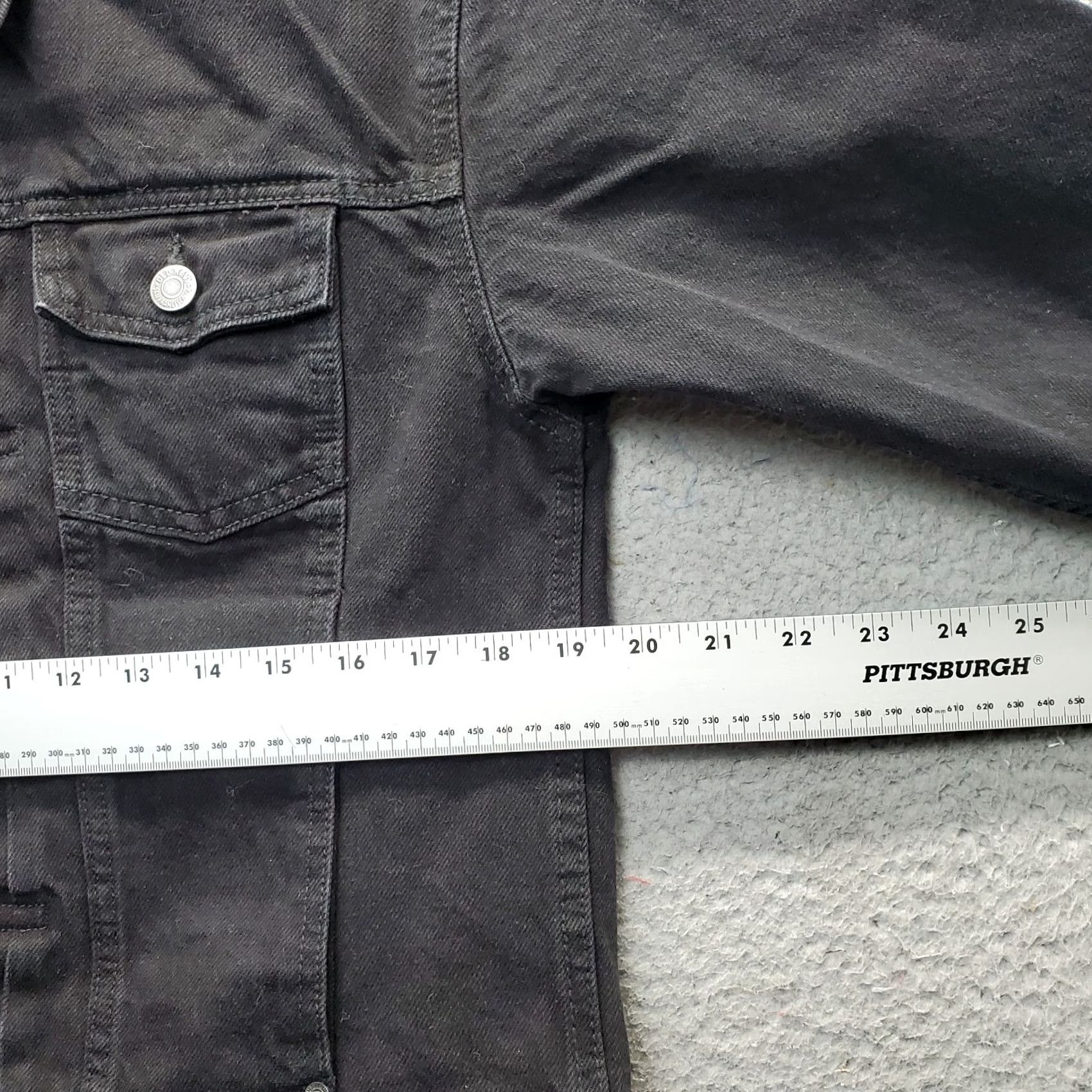 Old Navy Old Navy Jeans Jacket Womens M Black Denim Button Front Collared Jacket Size M / US 6-8 / IT 42-44 - 4 Thumbnail