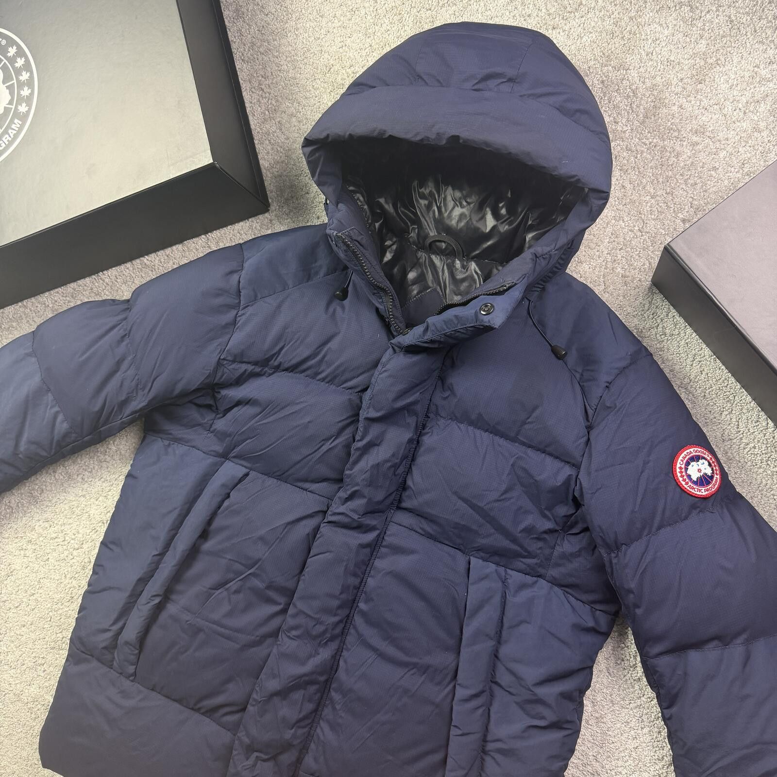 Canada Goose Canada Goose Armstrong Size L Size US L / EU 52-54 / 3 - 2 Thumbnail